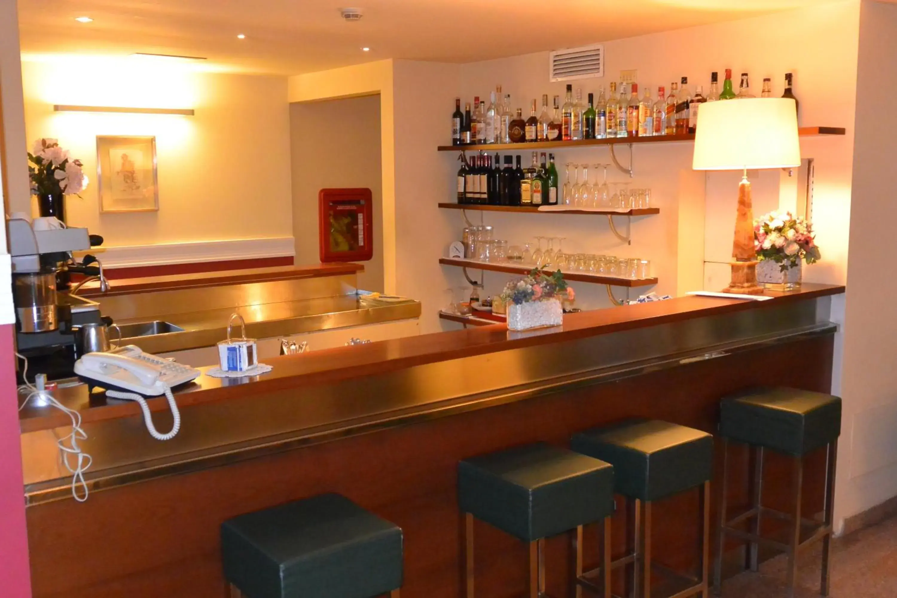 Lounge or bar in Hotel Gran Duca Di York Lounge or bar in Hotel Gran Duca Di York