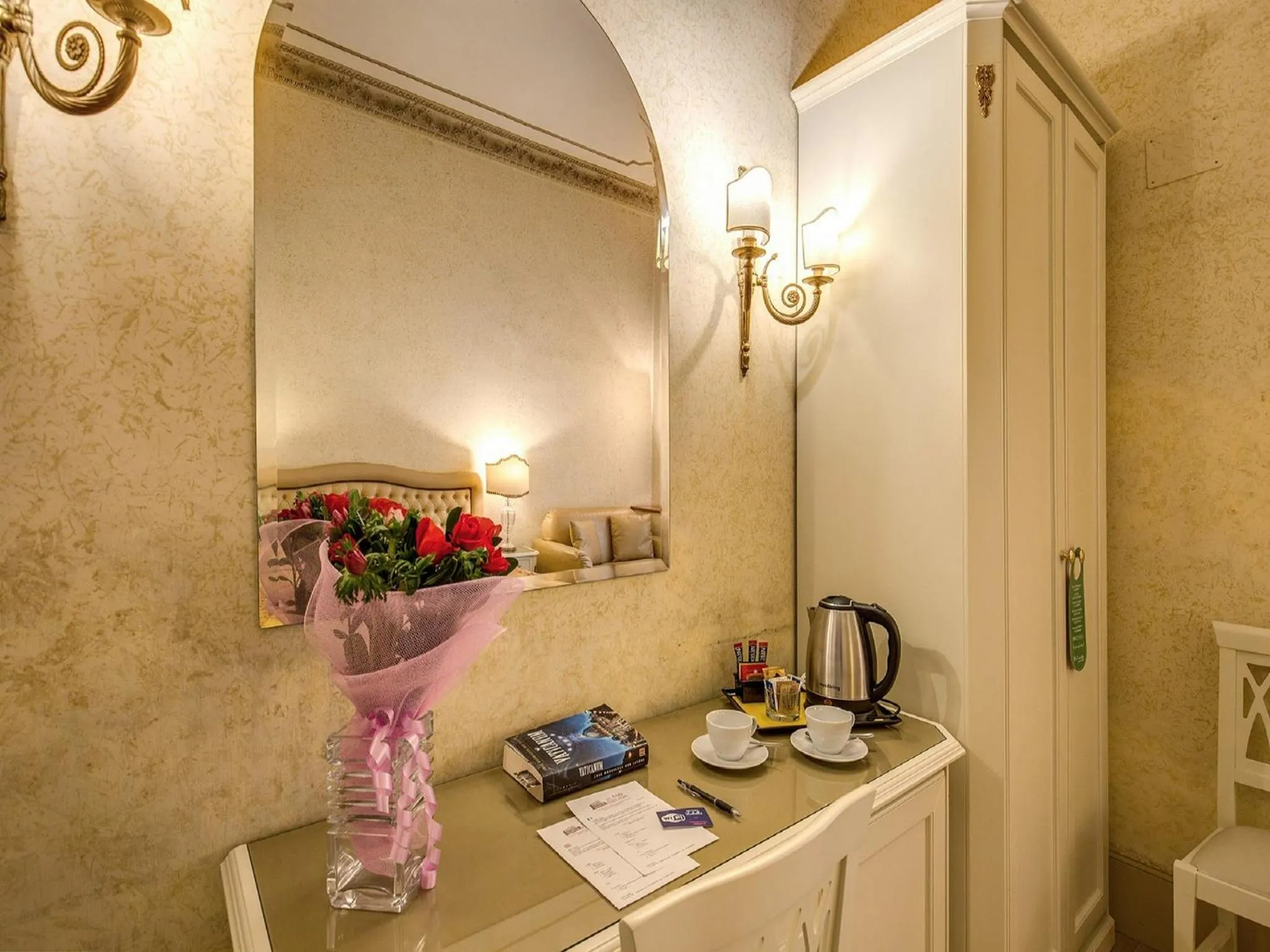 Coffee/tea facilities in Hotel Labelle