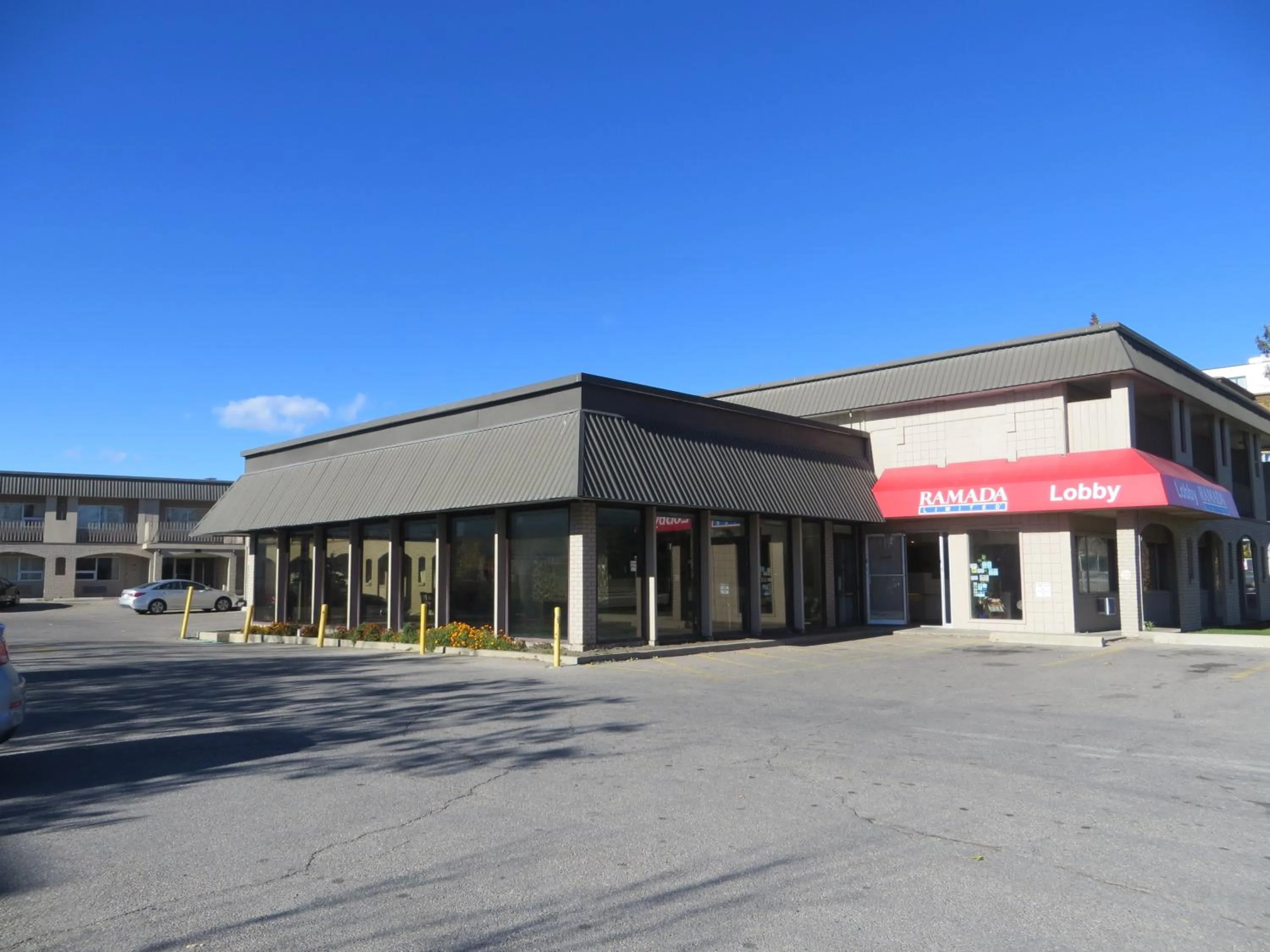 Facade/entrance, Property Building in Ramada Limited Calgary