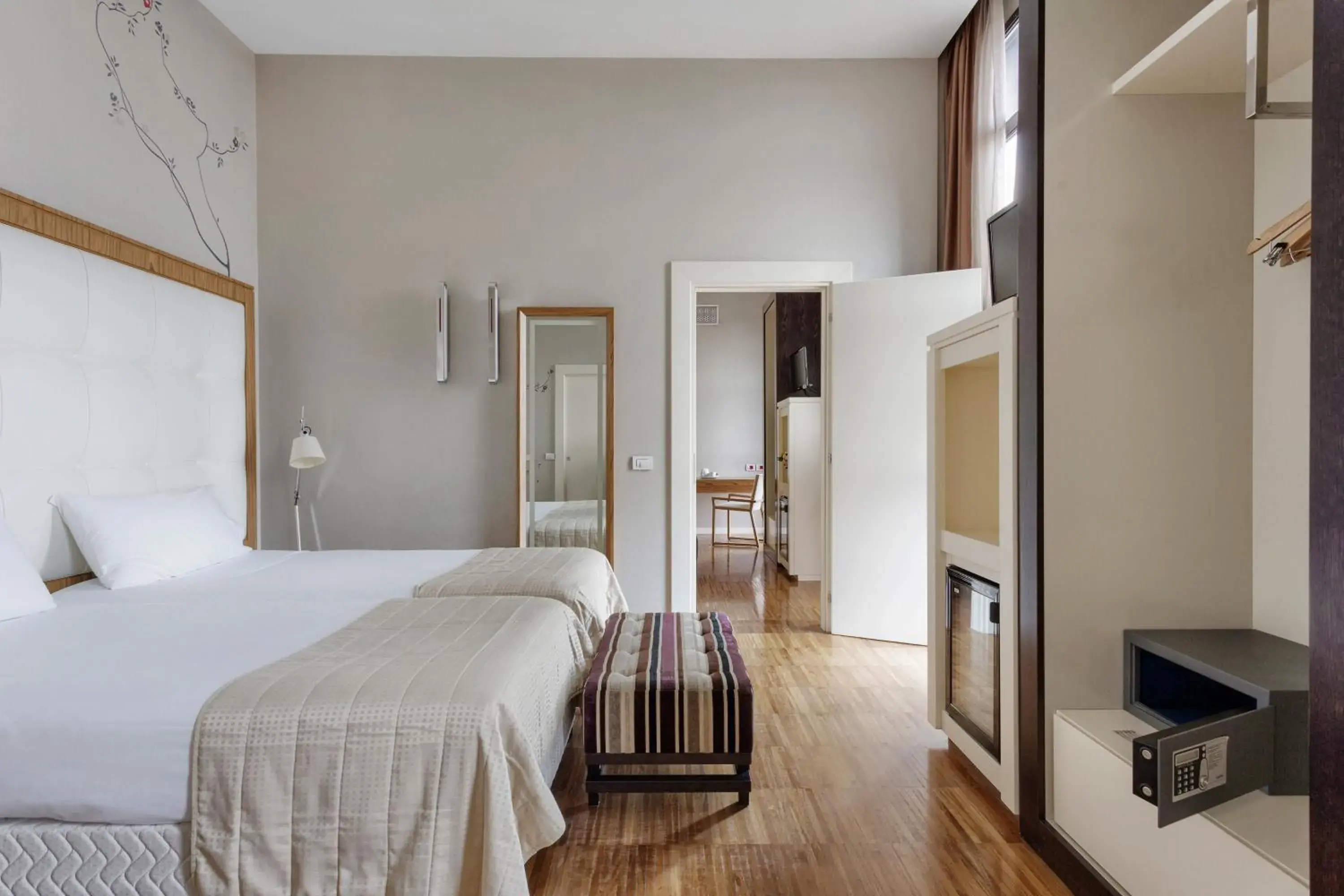 Bedroom, Bed in Italiana Hotels Milan Rho Fair Bedroom, Bed in Italiana Hotels Milan Rho Fair