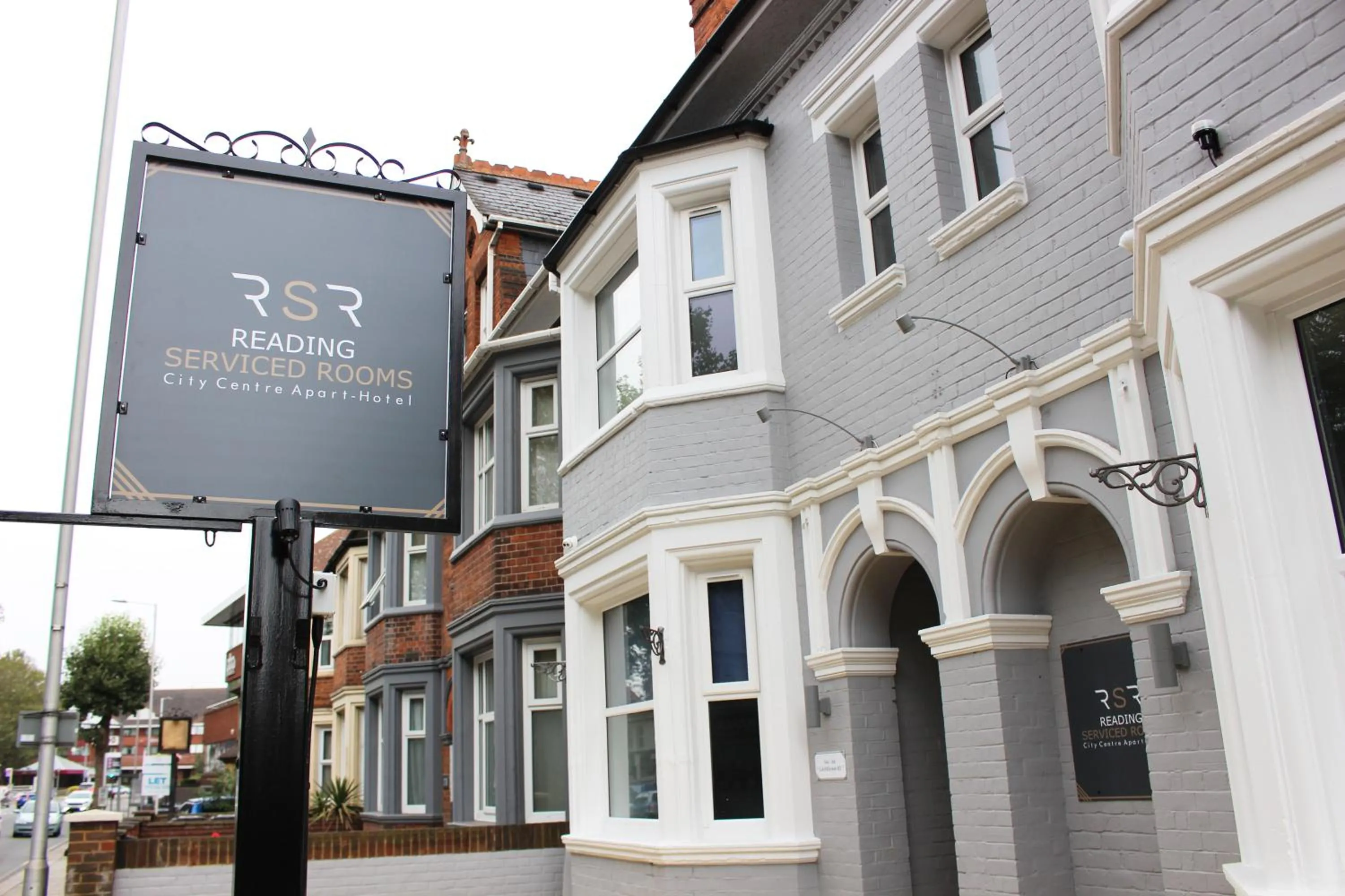 Property building in Reading Serviced Rooms