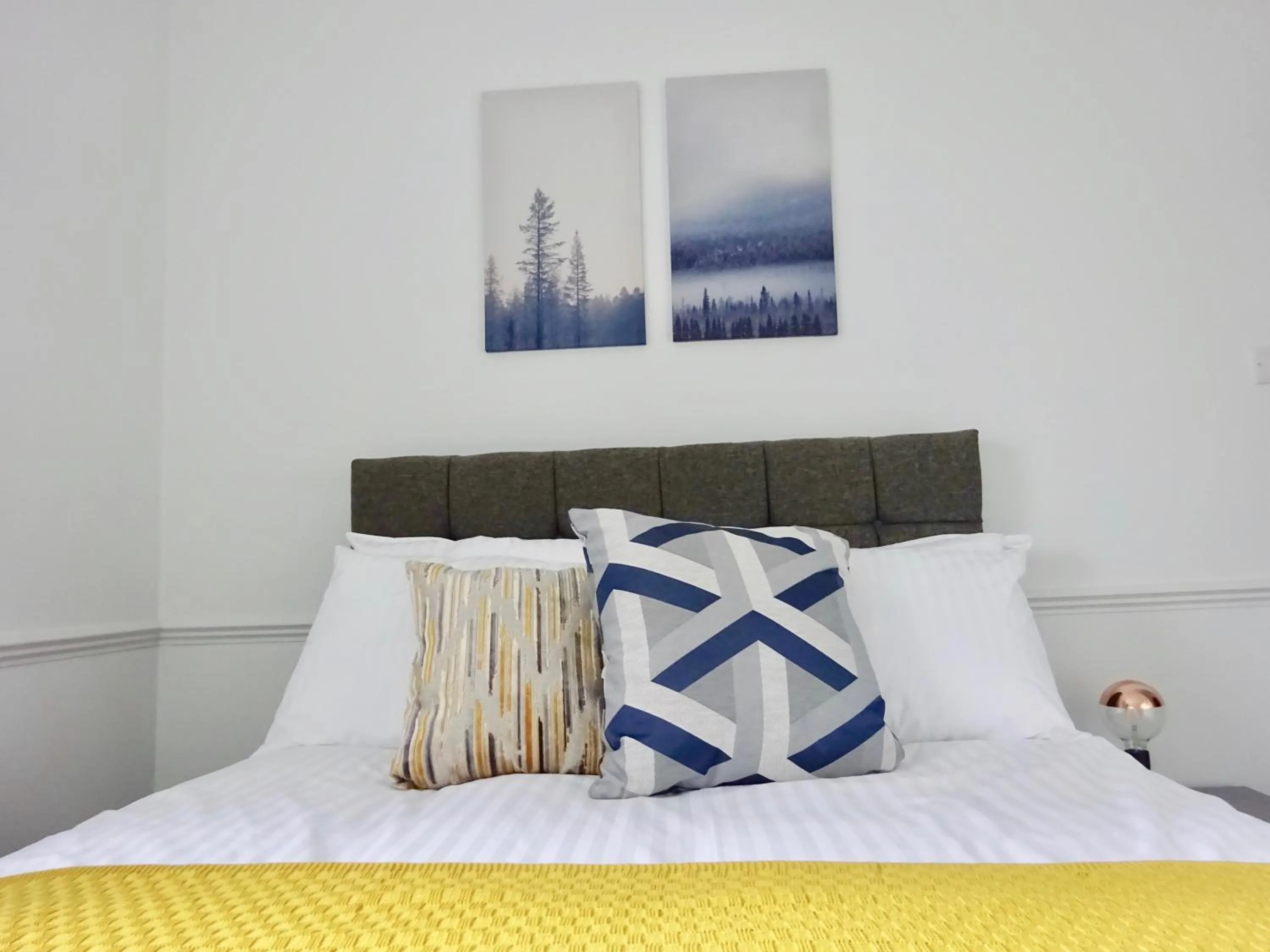 Bed in Reading Serviced Rooms