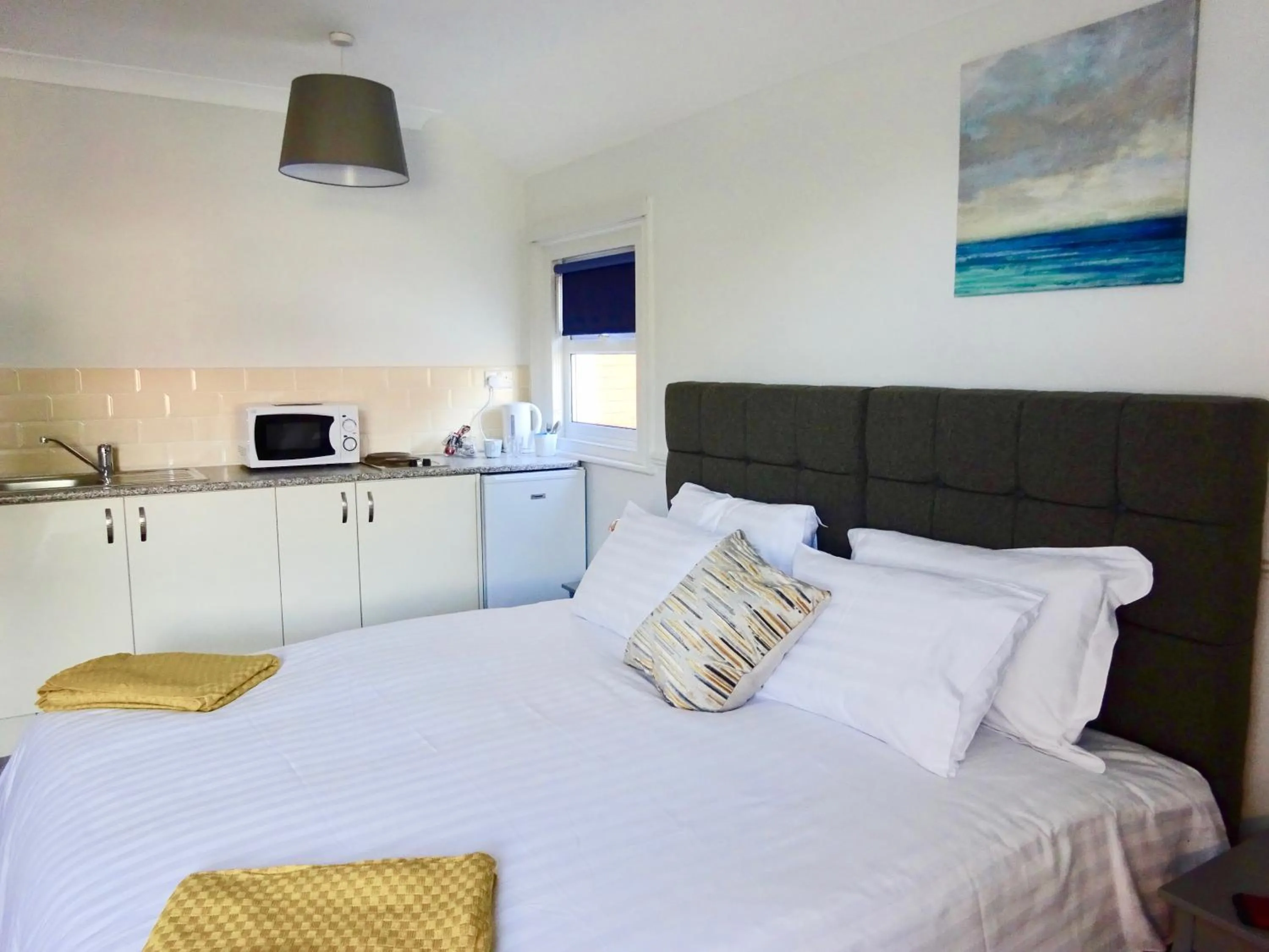Bed in Reading Serviced Rooms
