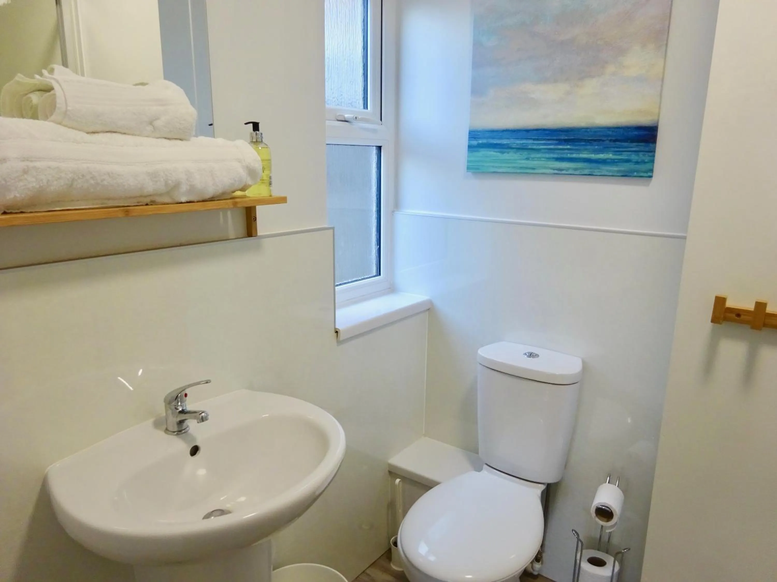 Bathroom in Reading Serviced Rooms