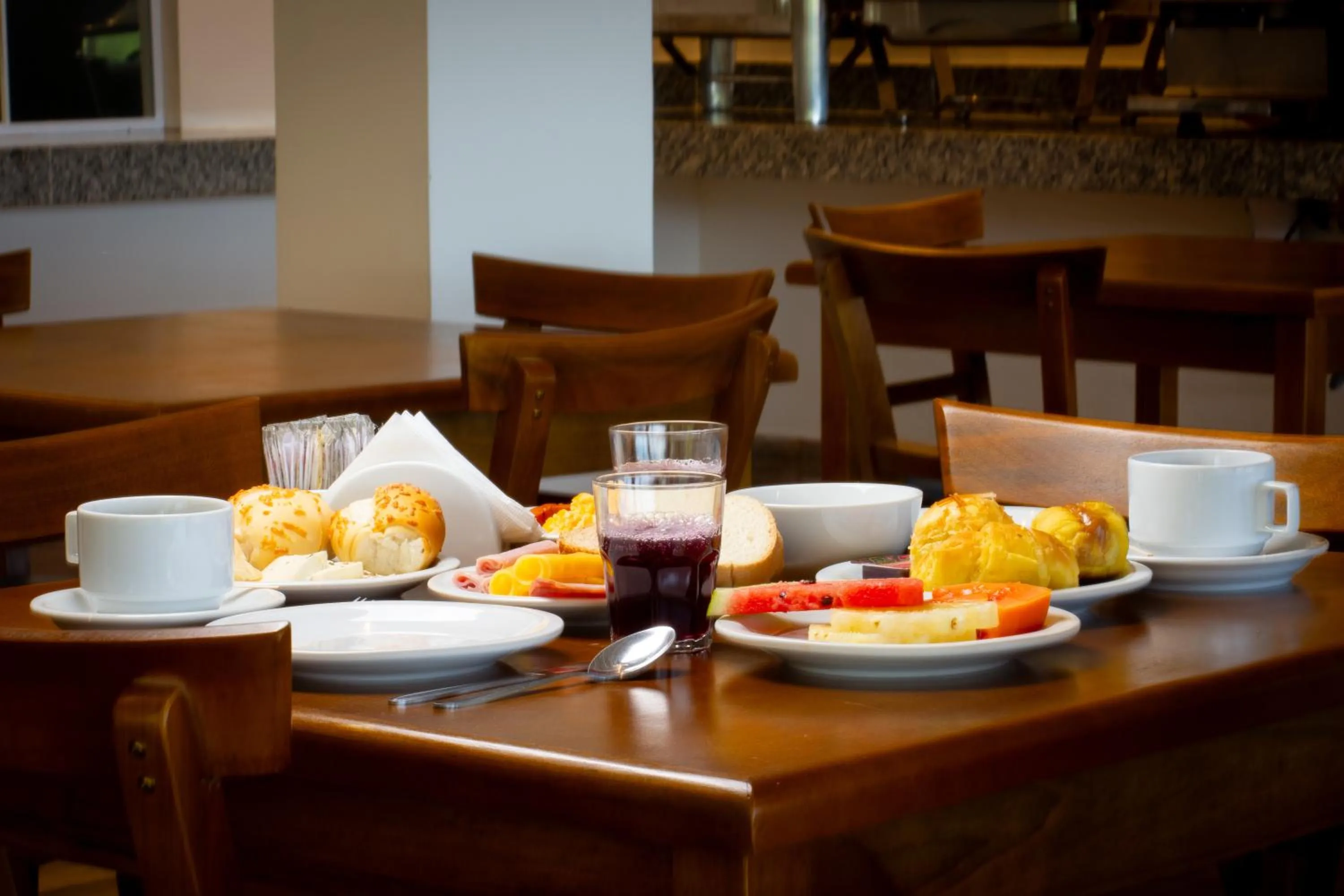 Food and drinks in Pousada Gammel Dansk by Latitud Hoteles