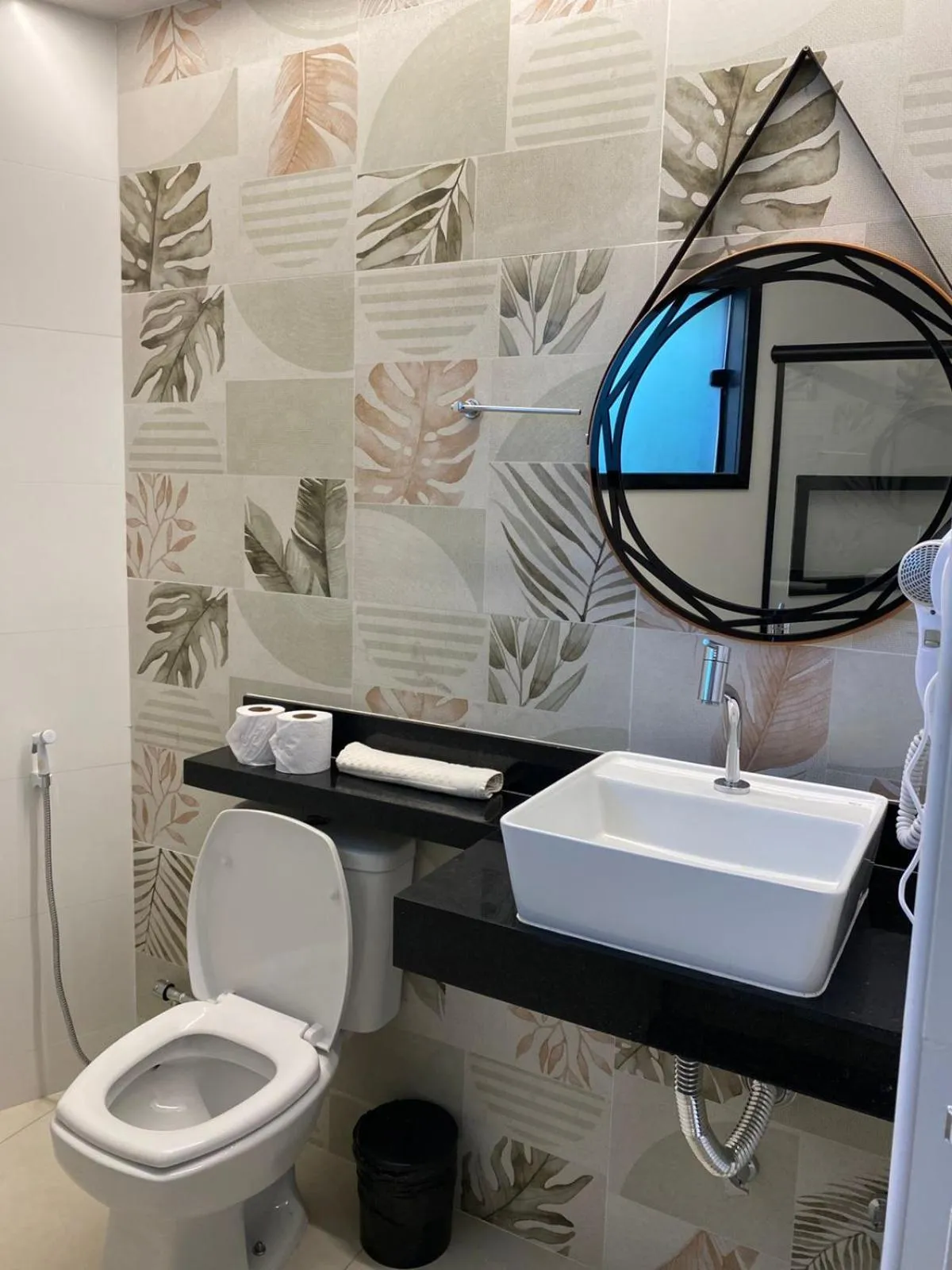 Toilet in Hotel Pousada Casacolina