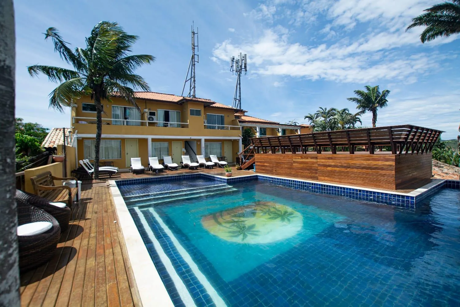 Swimming pool in Hotel Pousada Casacolina