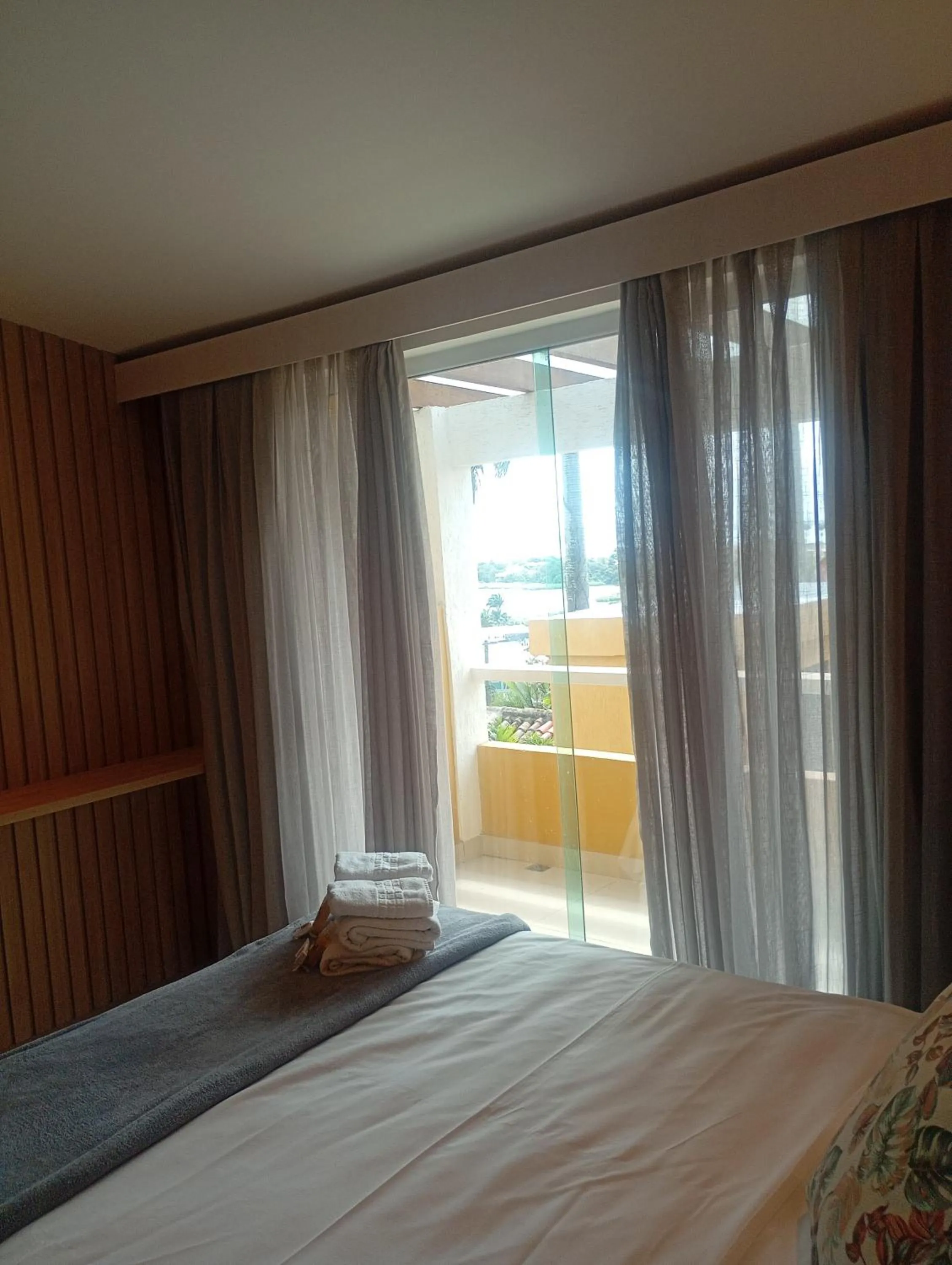 Balcony/Terrace, Bed in Hotel Pousada Casacolina