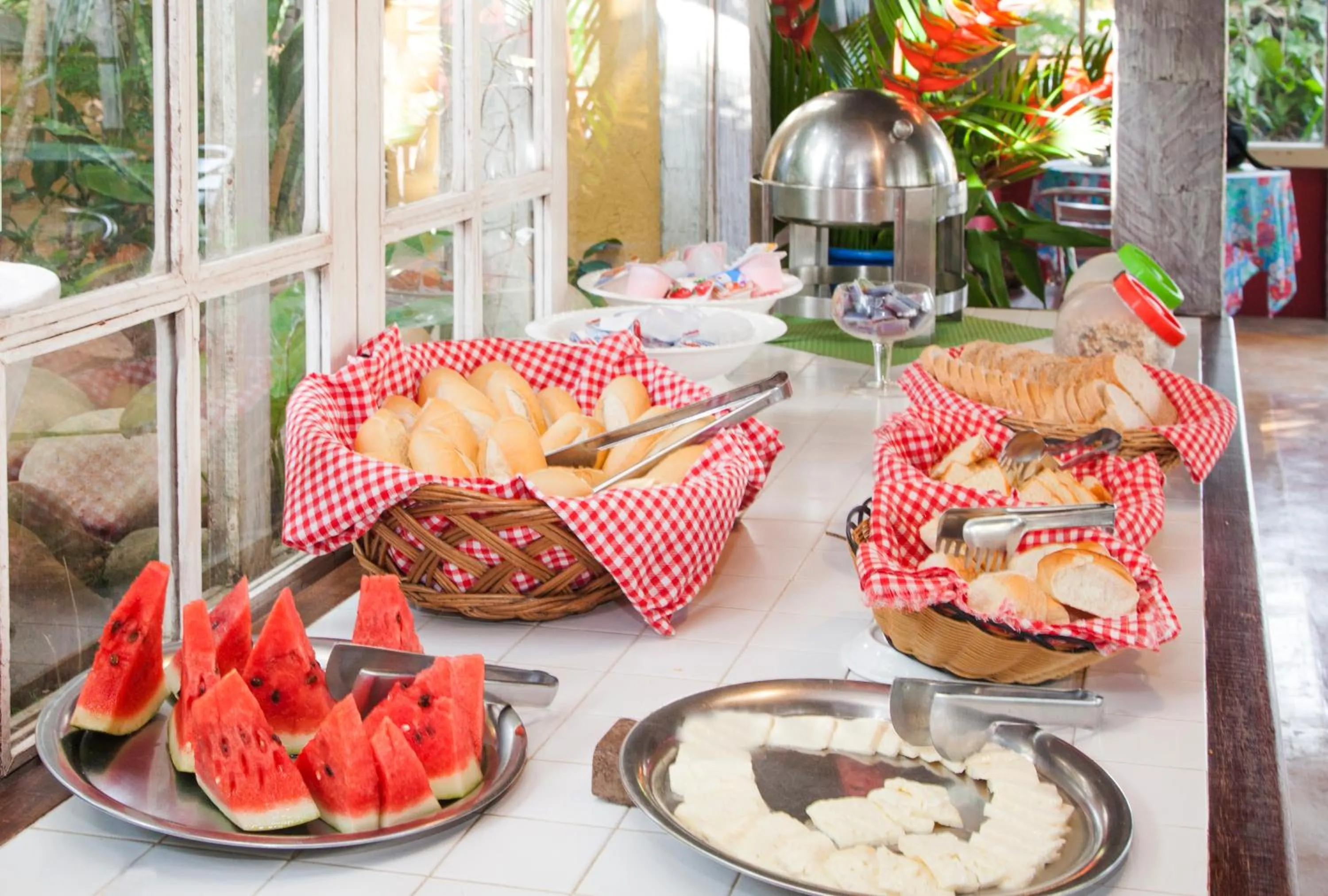 Breakfast in Hotel Pousada Casacolina