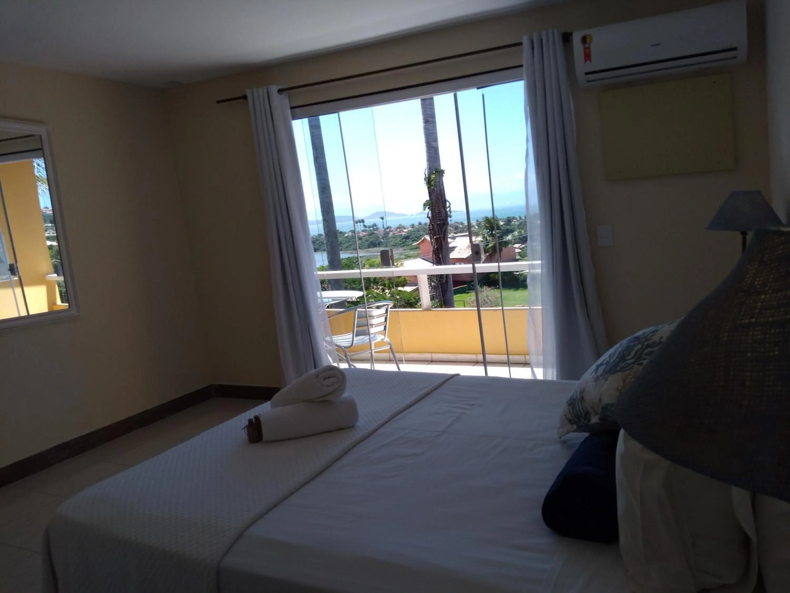 View (from property/room), Bed in Hotel Pousada Casacolina