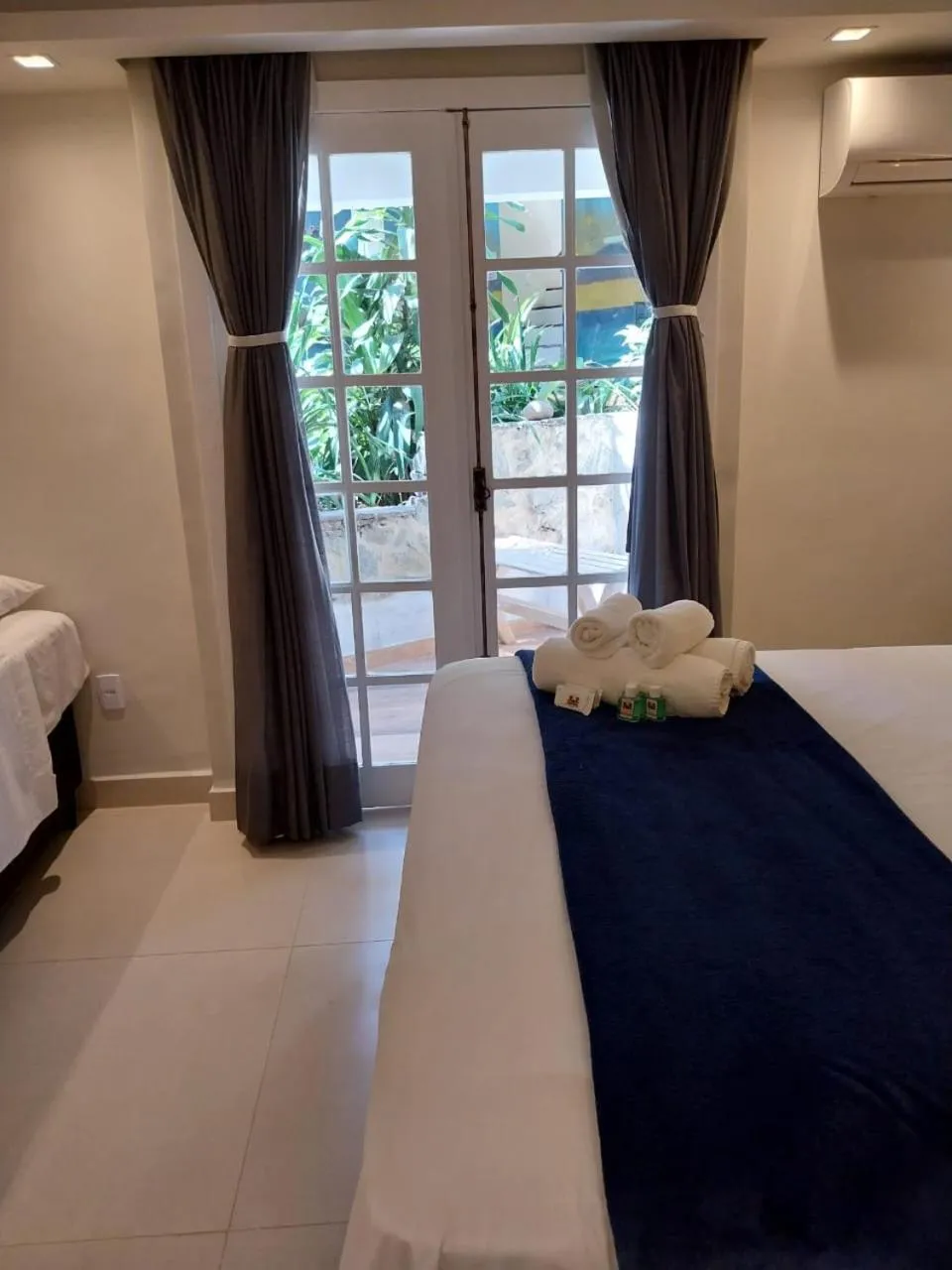 Bedroom, Bed in Hotel Pousada Casacolina