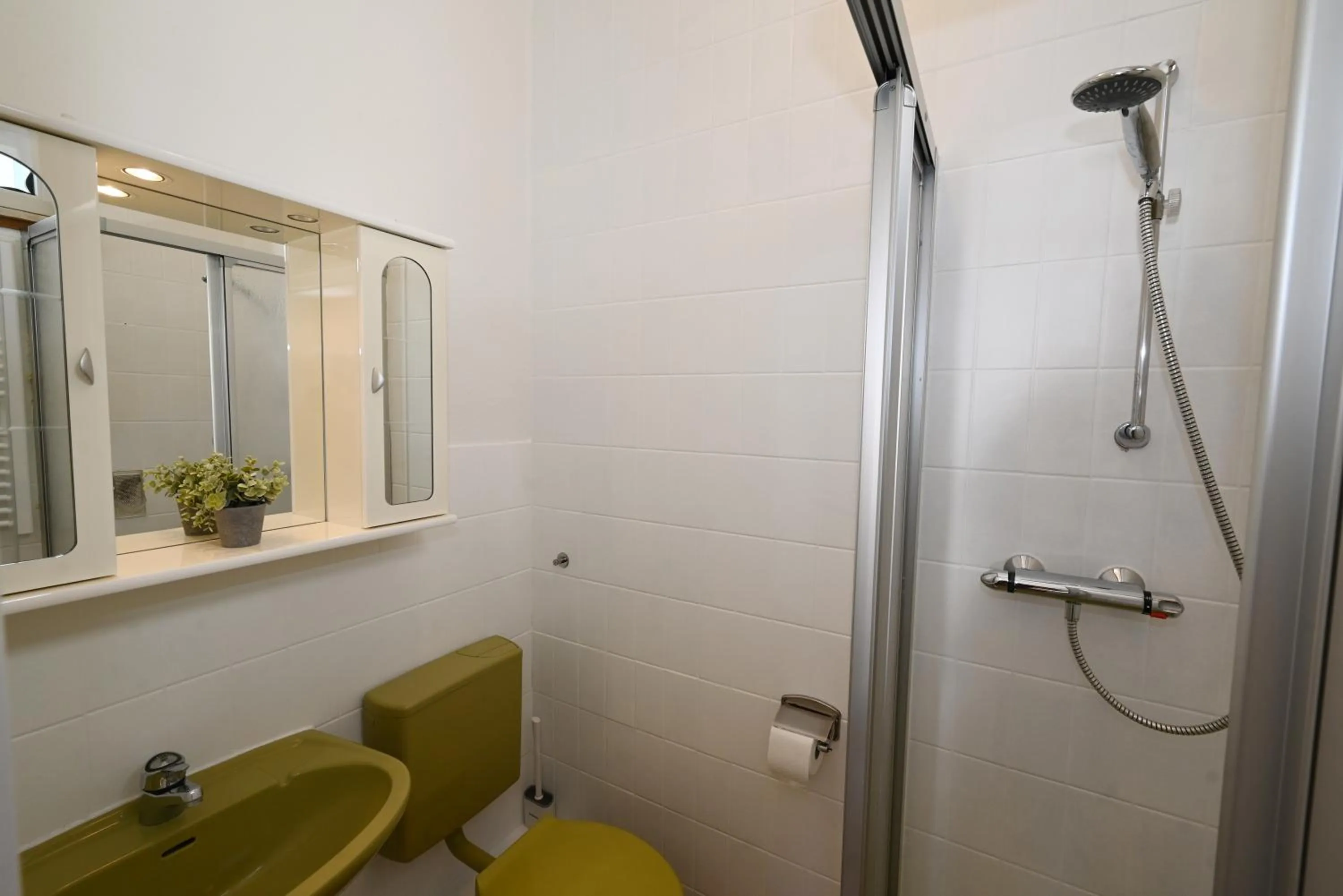 Bathroom in Strandhotel Salty