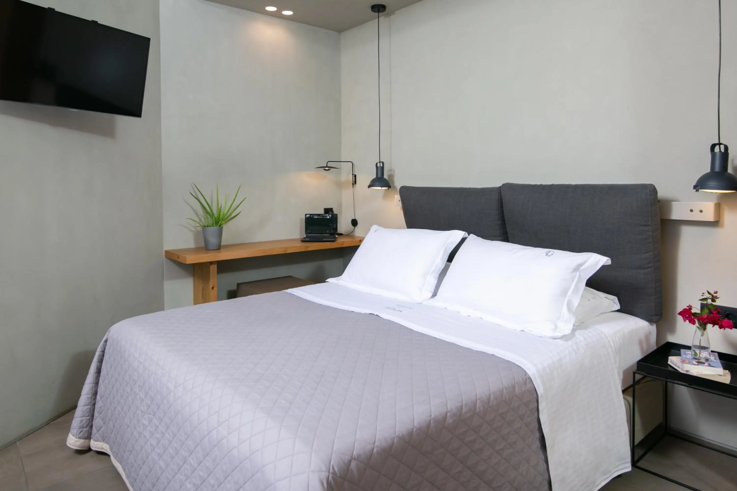 Bedroom, Bed in Marquise Suites - Adults Only
