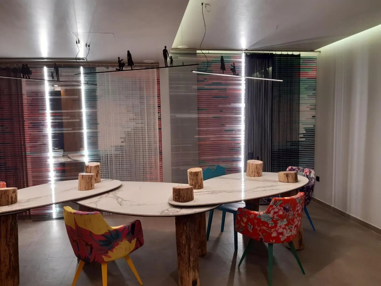 Restaurant/places to eat in Marquise Suites - Adults Only