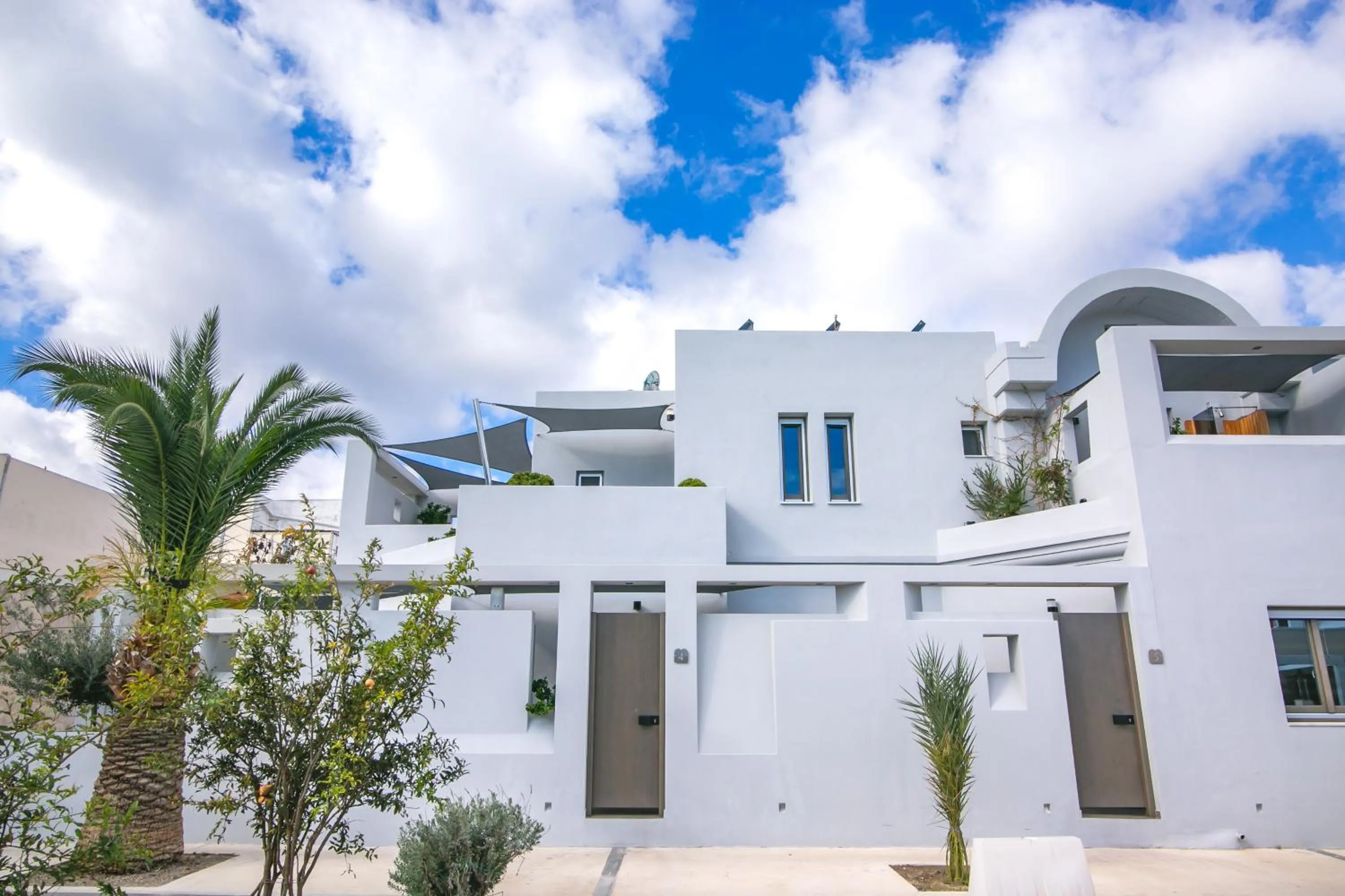 Property building in Marquise Suites - Adults Only