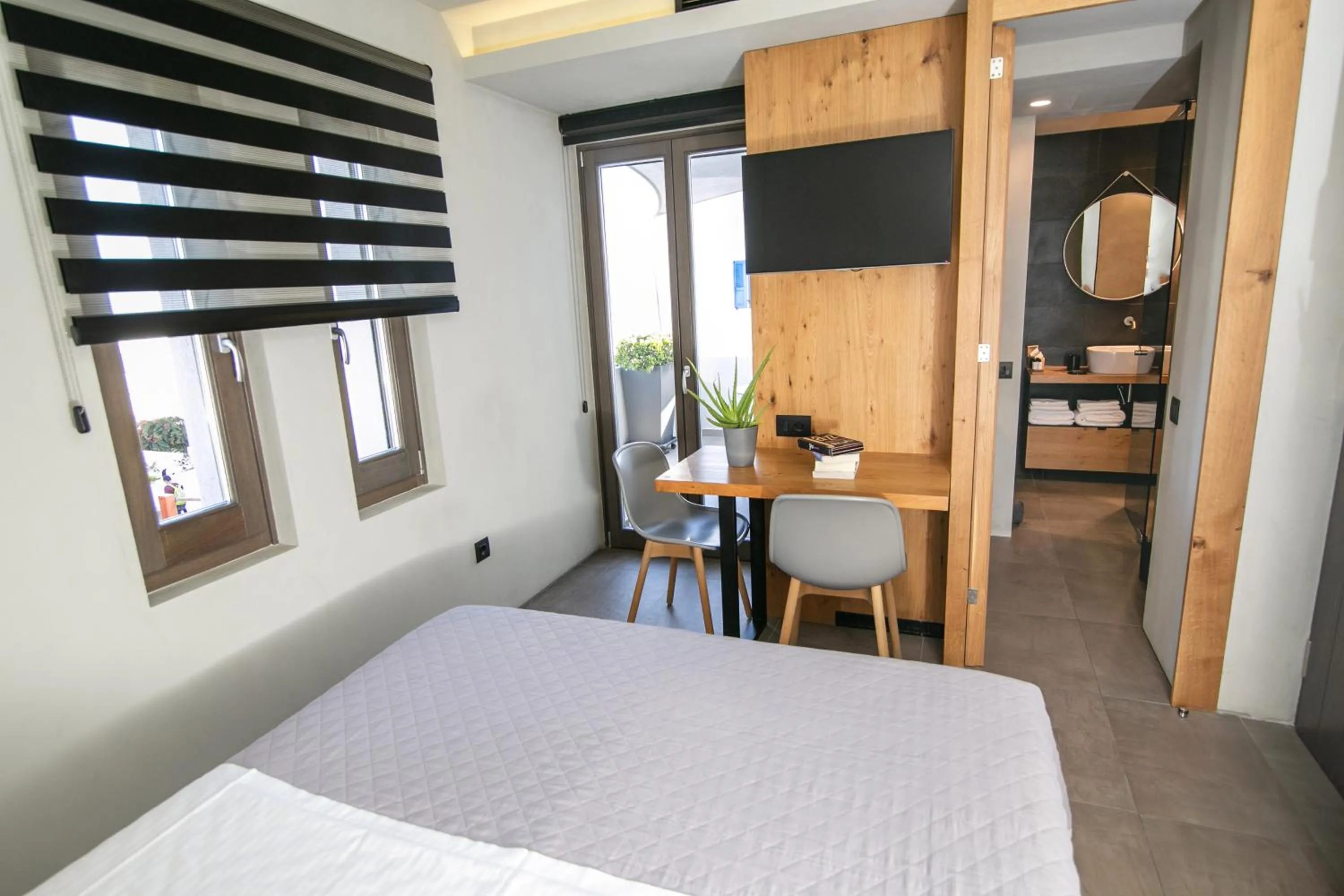 Bedroom, Bed in Marquise Suites - Adults Only