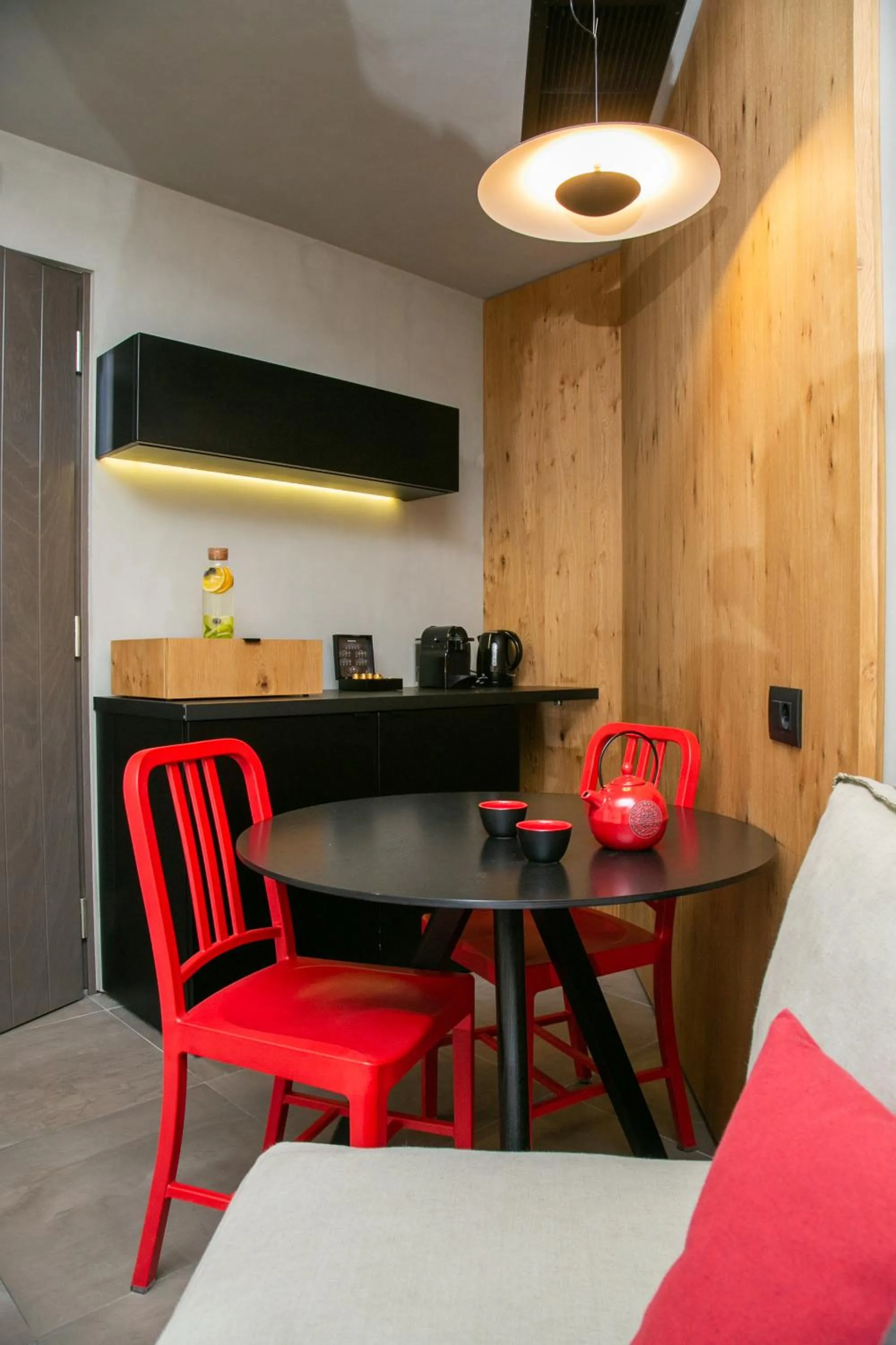 Coffee/tea facilities in Marquise Suites - Adults Only
