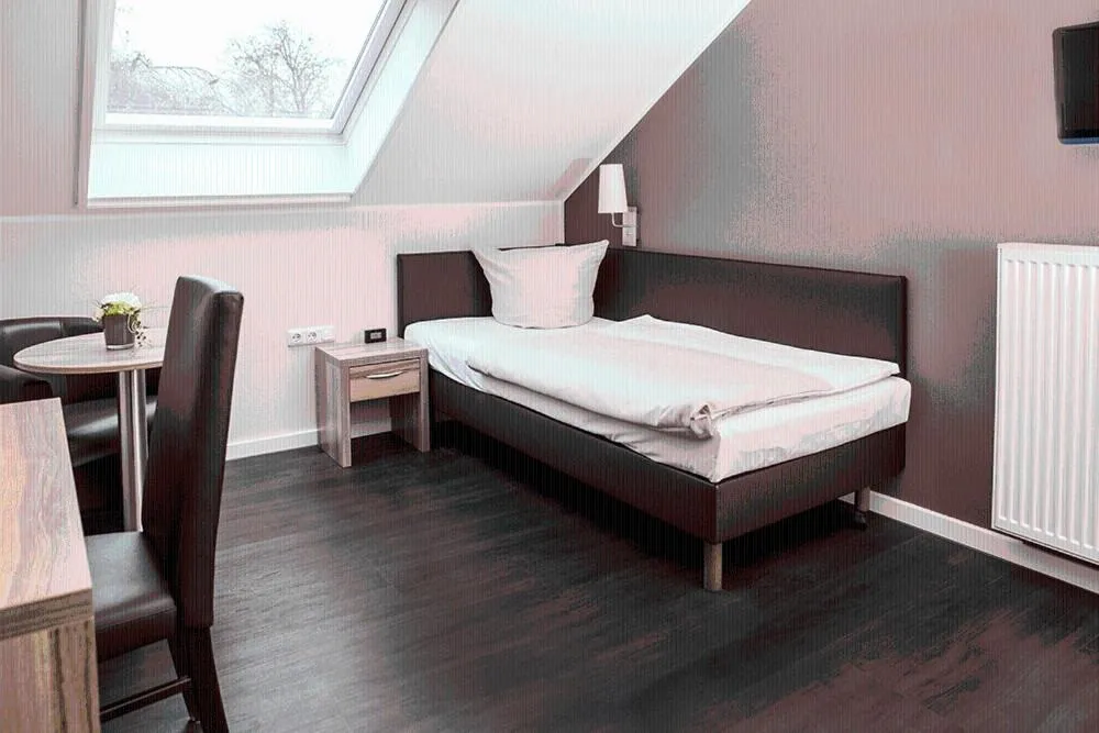 Photo of the whole room, Bed in Hotel Restaurant Huxmühle