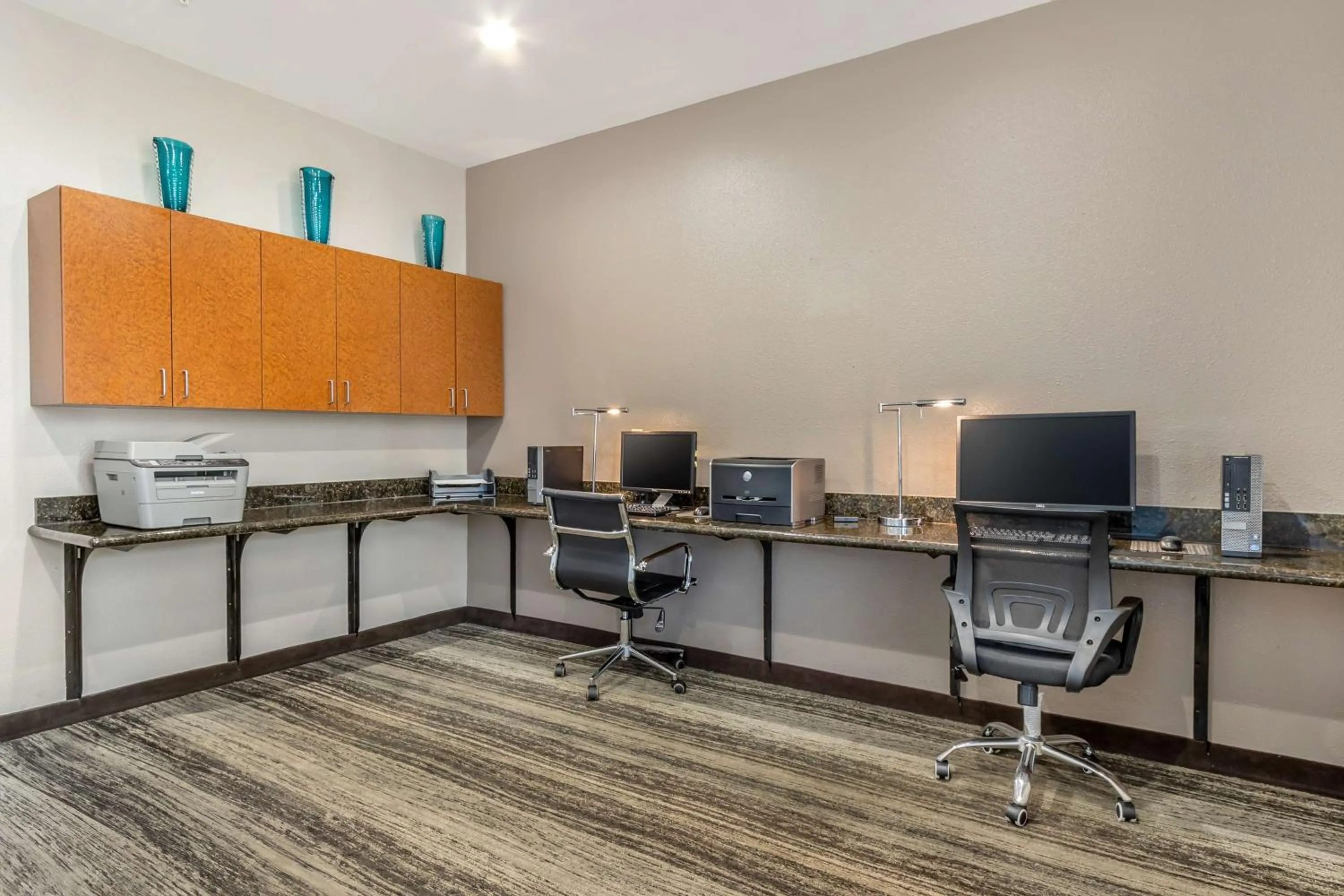 Business facilities in Best Western Airport Inn & Suites