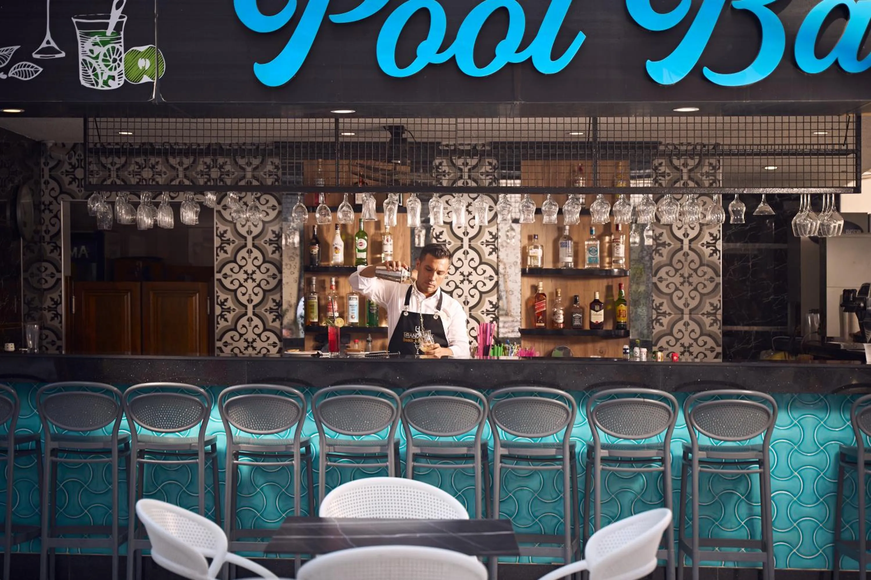 Food and drinks in Grand Uysal Beach & Spa Hotel