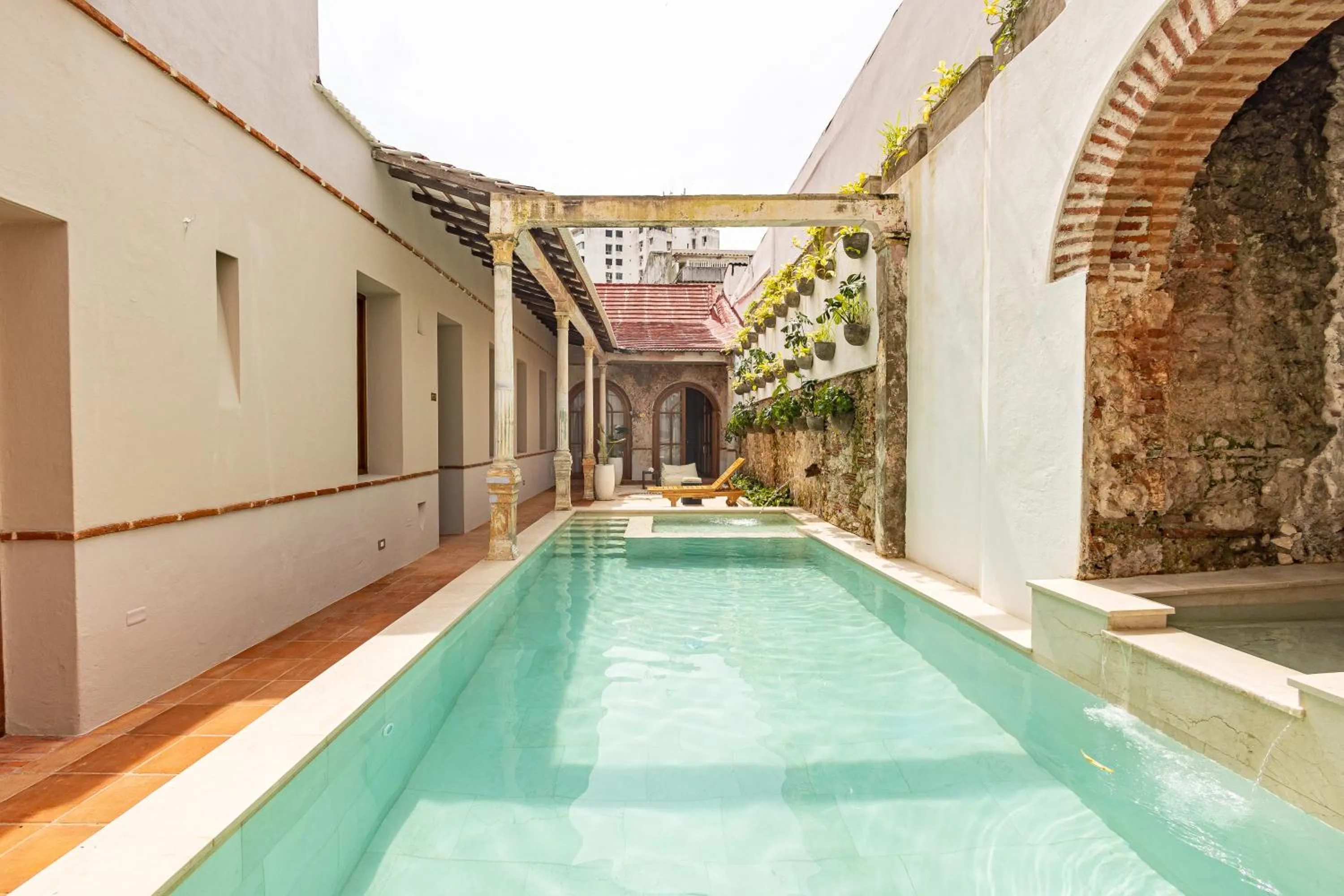 Swimming pool in Hotel Bantu by Faranda Boutique, a member of Radisson Individuals