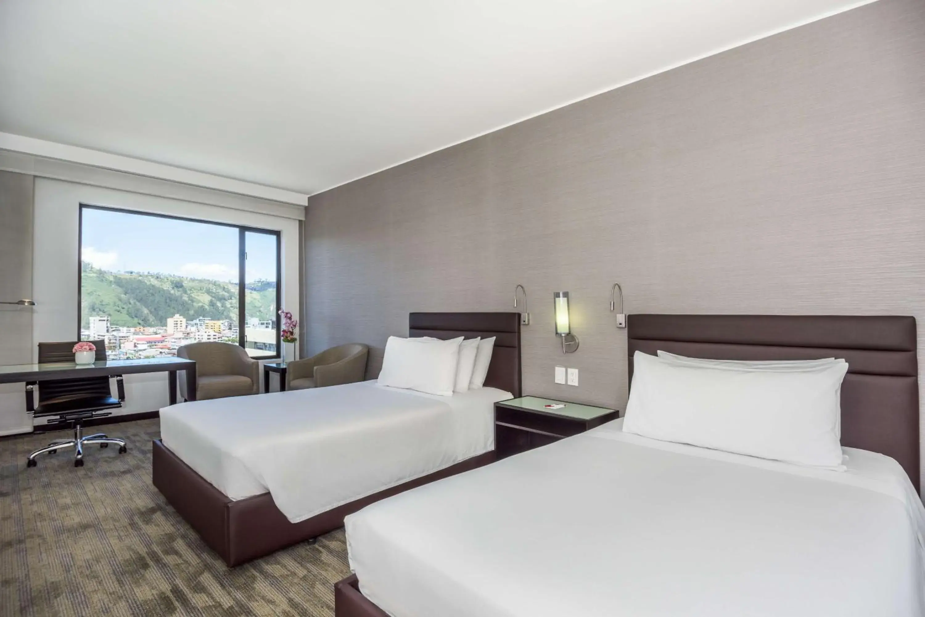 Photo of the whole room, Bed in NH Collection Quito Royal Photo of the whole room, Bed in NH Collection Quito Royal