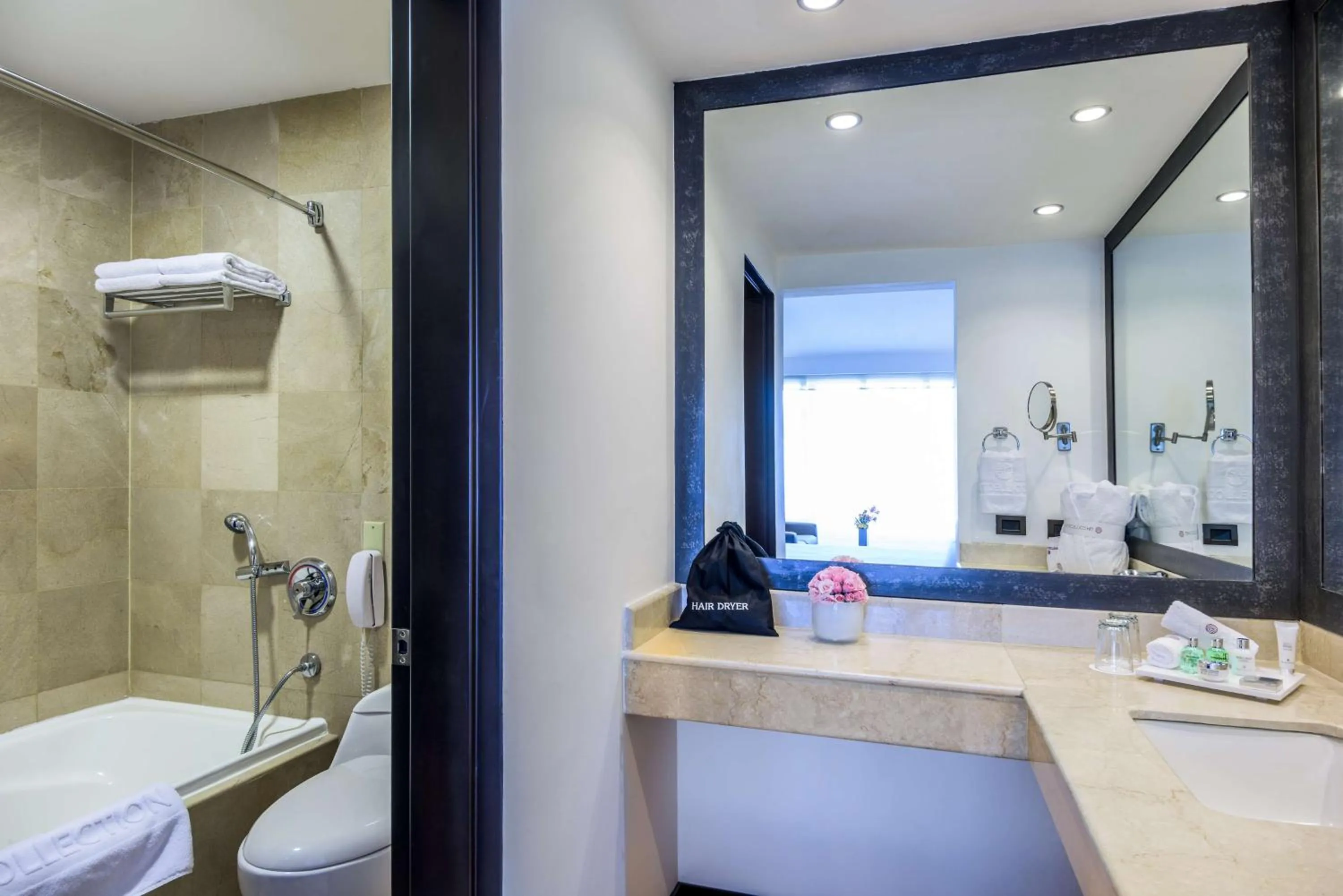 Bathroom in NH Collection Quito Royal