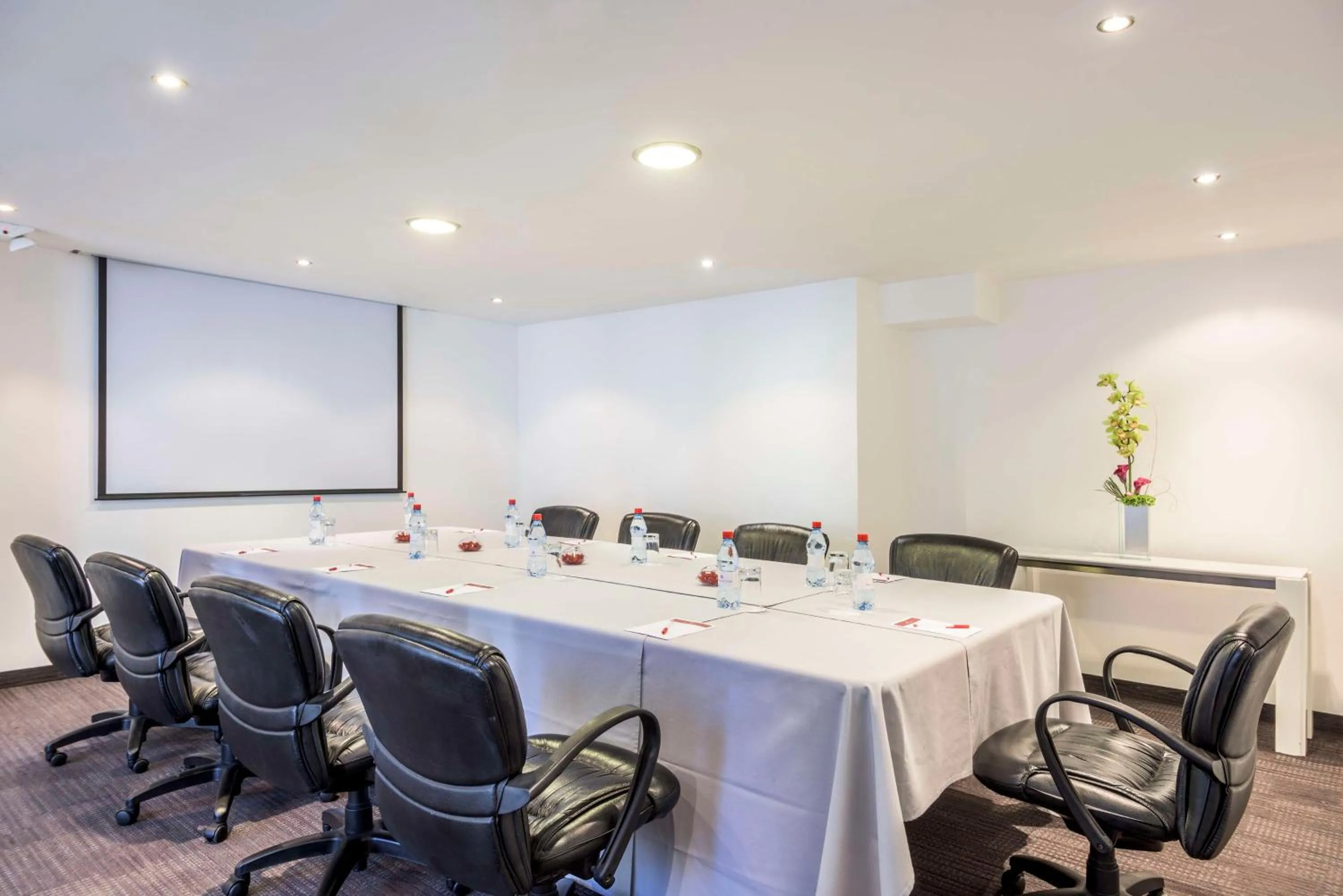 Meeting/conference room in NH Collection Quito Royal