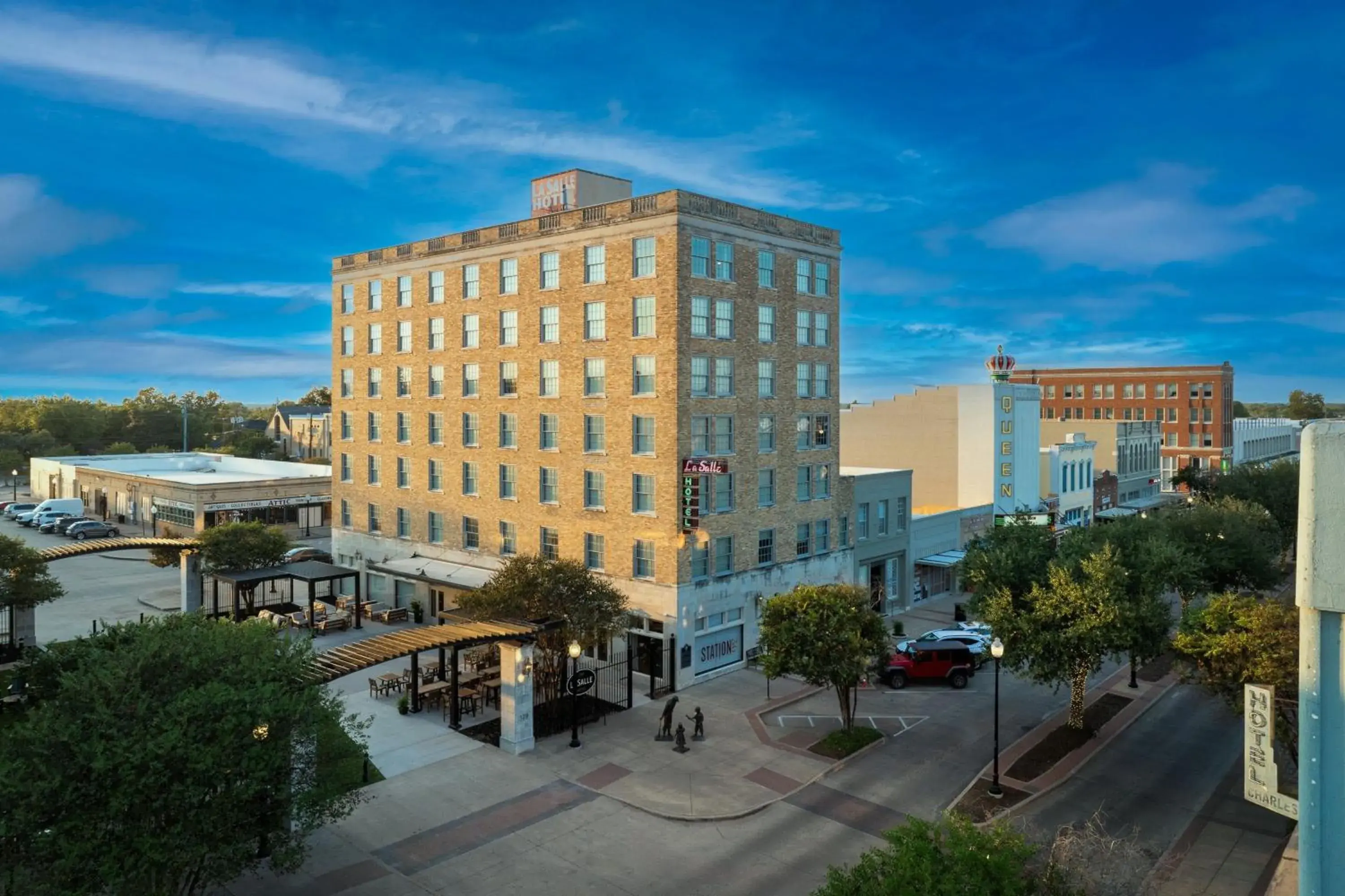 Property building in The LaSalle Hotel, Bryan College Station, a Tribute Portfolio Hotel Property building in The LaSalle Hotel, Bryan College Station, a Tribute Portfolio Hotel