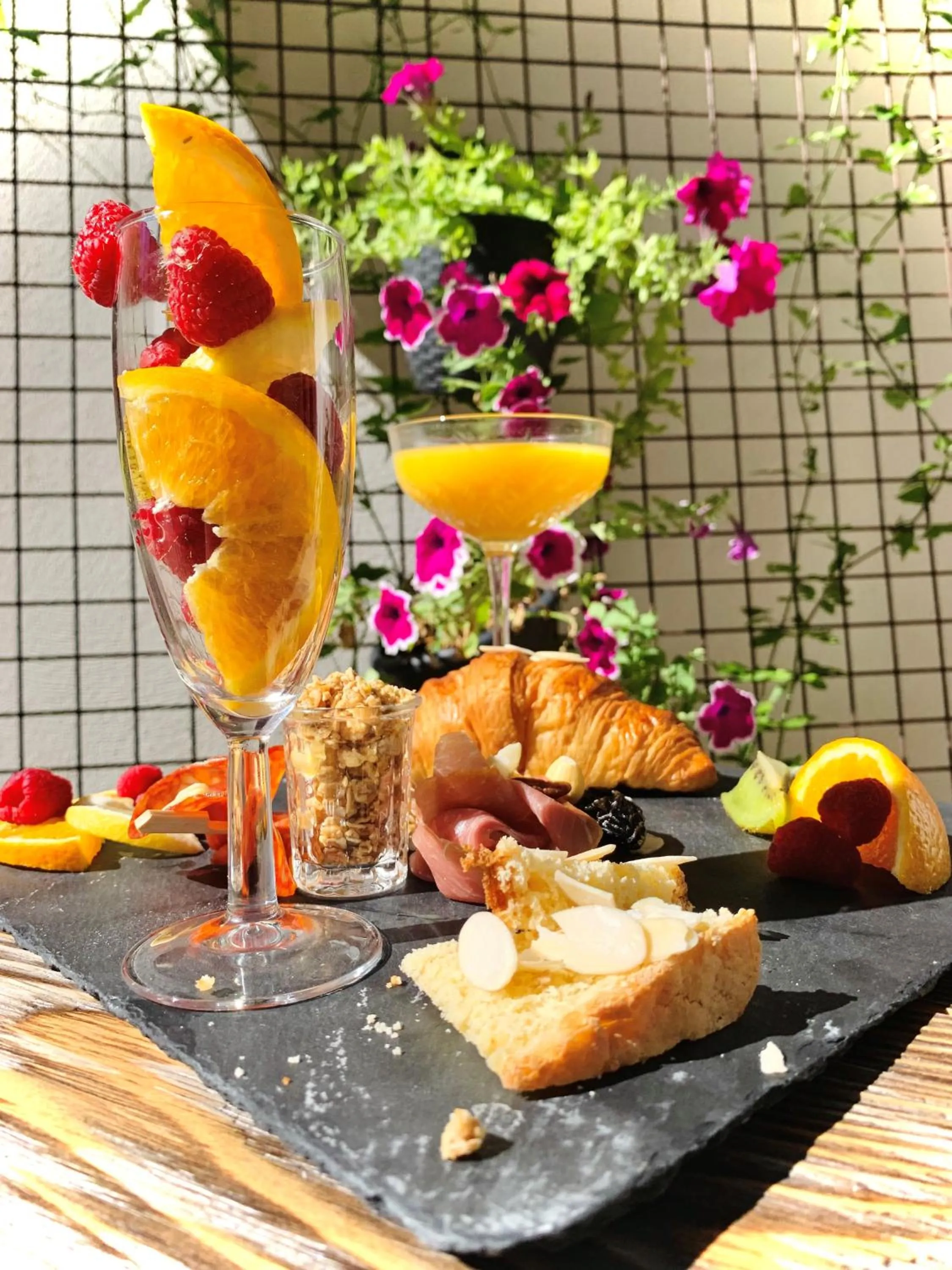 Breakfast in Hôtel La Fabrique