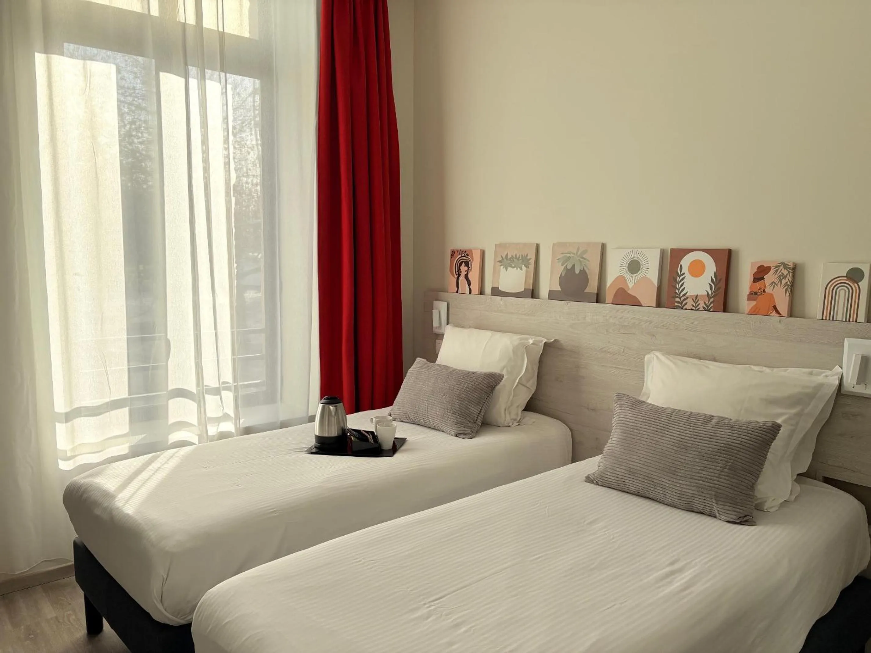 Bedroom, Bed in Hôtel La Fabrique