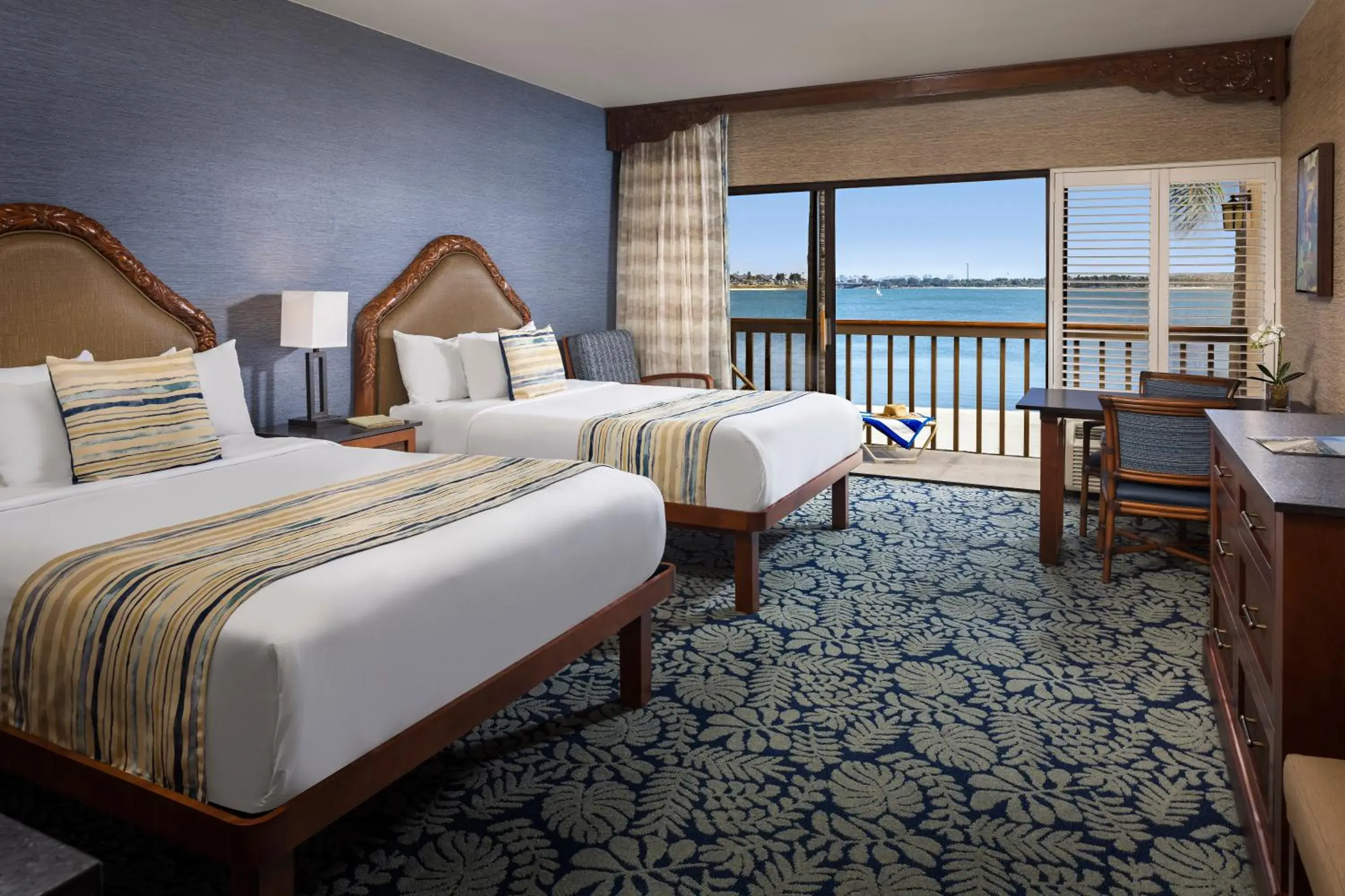 Bedroom, Bed in Catamaran Resort Hotel and Spa Bedroom, Bed in Catamaran Resort Hotel and Spa