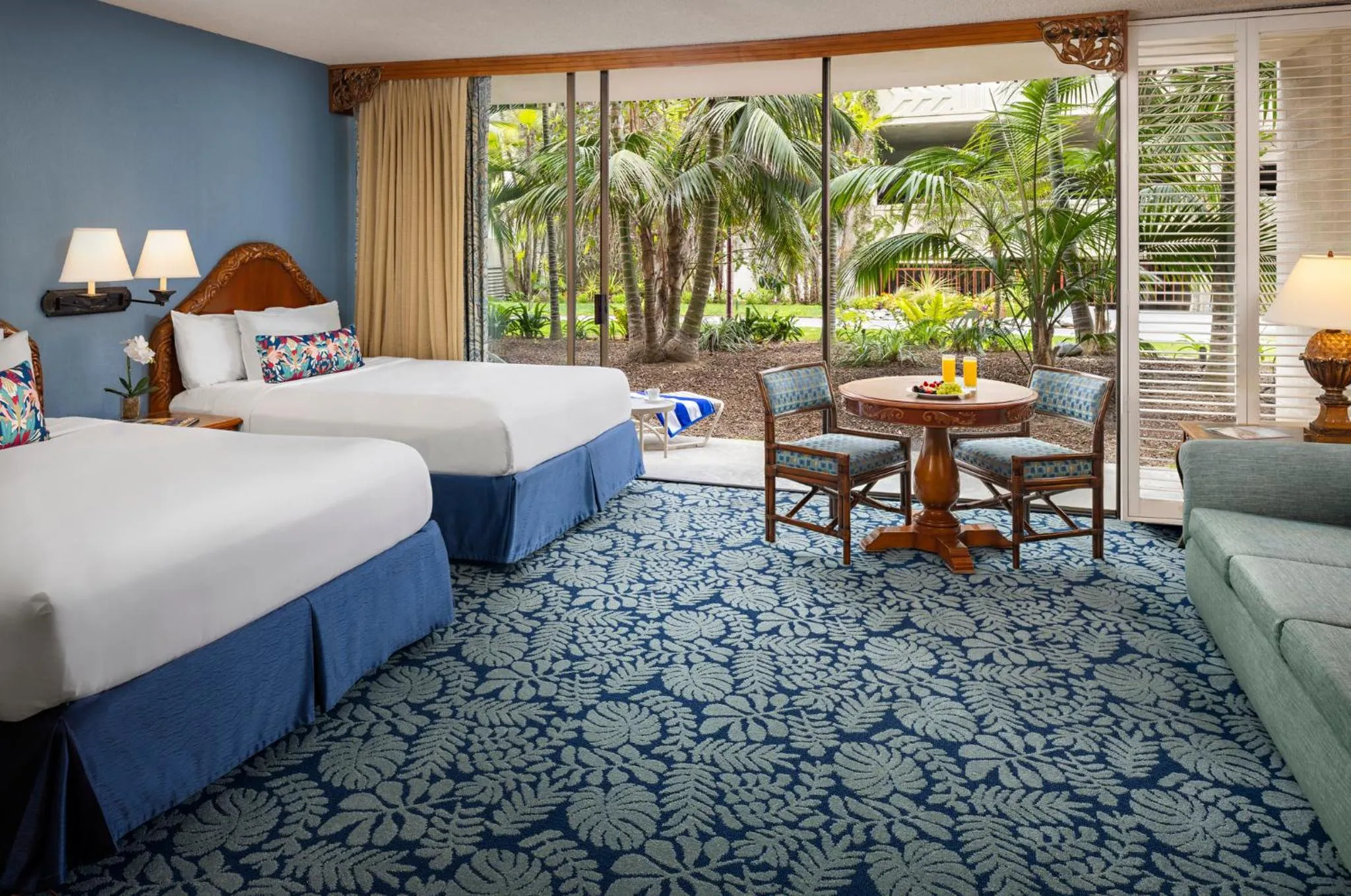 Bedroom, Bed in Catamaran Resort Hotel and Spa