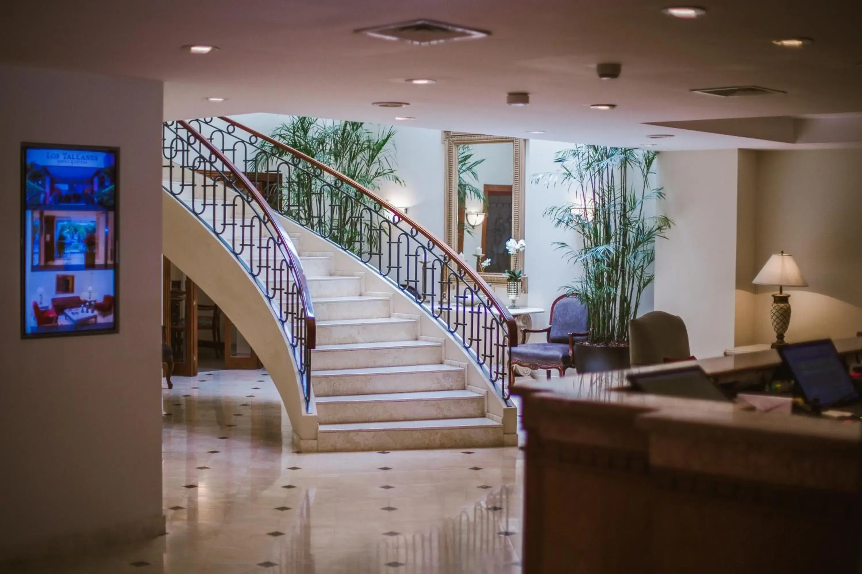 Property building in Los Tallanes Hotel & Suites Property building in Los Tallanes Hotel & Suites