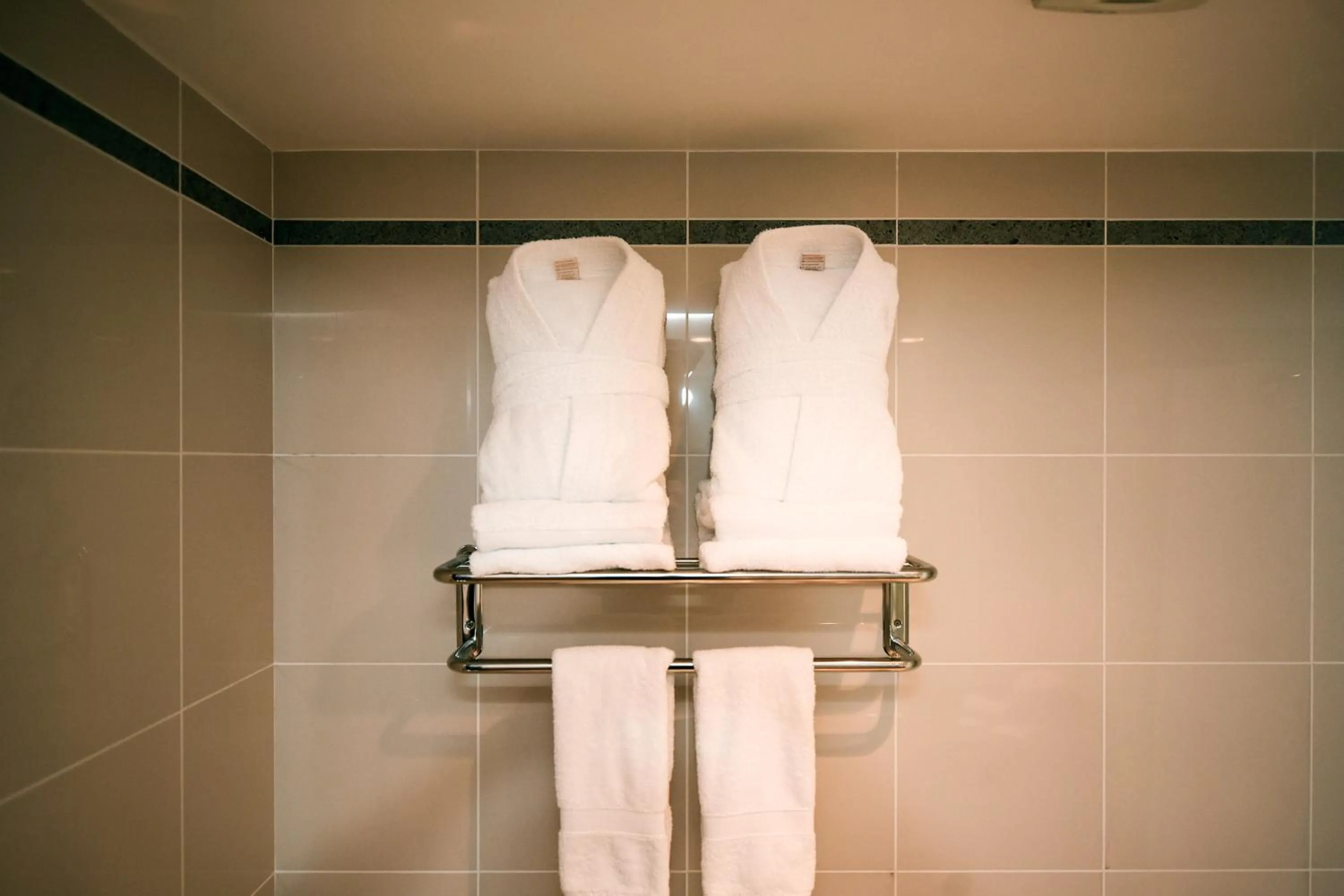 Bathroom in Los Tallanes Hotel & Suites