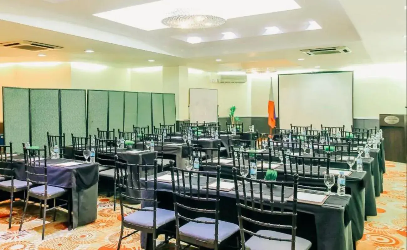 Banquet/Function facilities in Greenhills Elan Hotel Modern - Newly Renovated Banquet/Function facilities in Greenhills Elan Hotel Modern - Newly Renovated