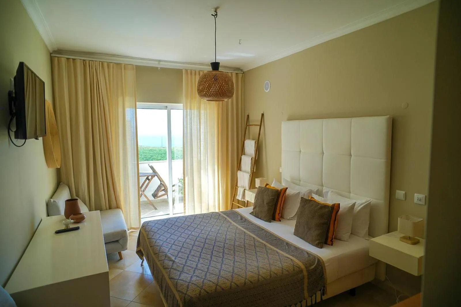 Bed in Arrifana Destination Suites