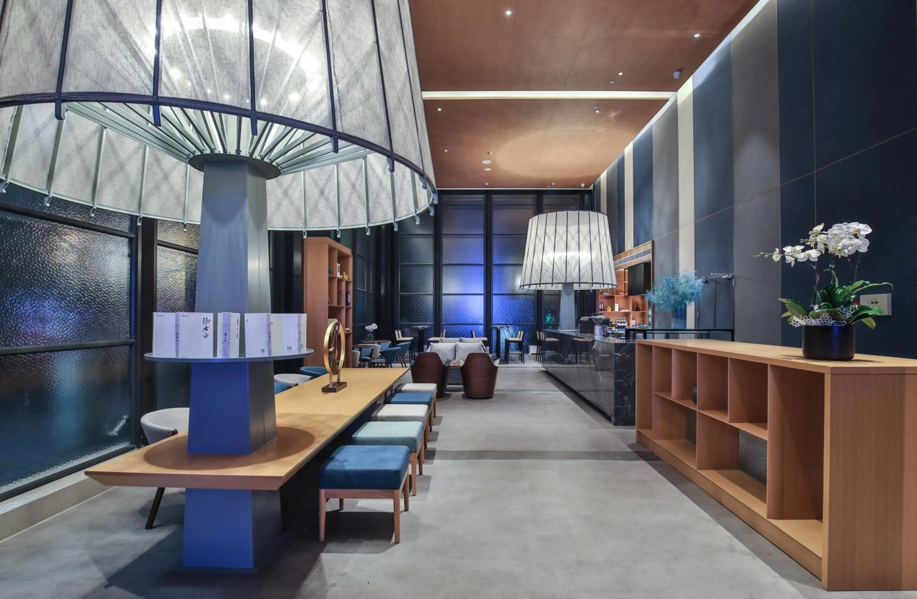 Restaurant/places to eat in Pagoda Hotel Hangzhou West Lake Wulin - City Center and Family Friendly