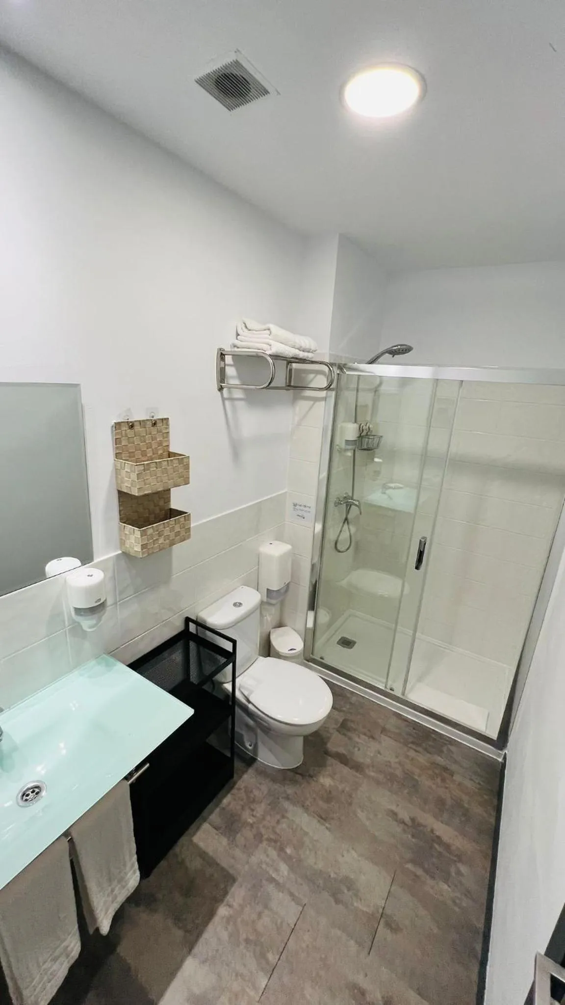 Bathroom in Bajondillo Beach Cozy Inns