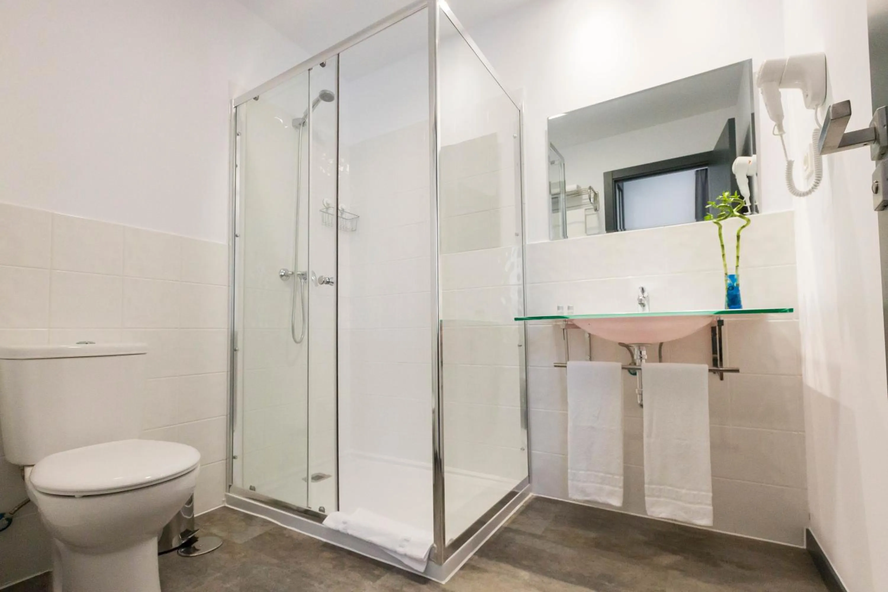 Bathroom in Bajondillo Beach Cozy Inns