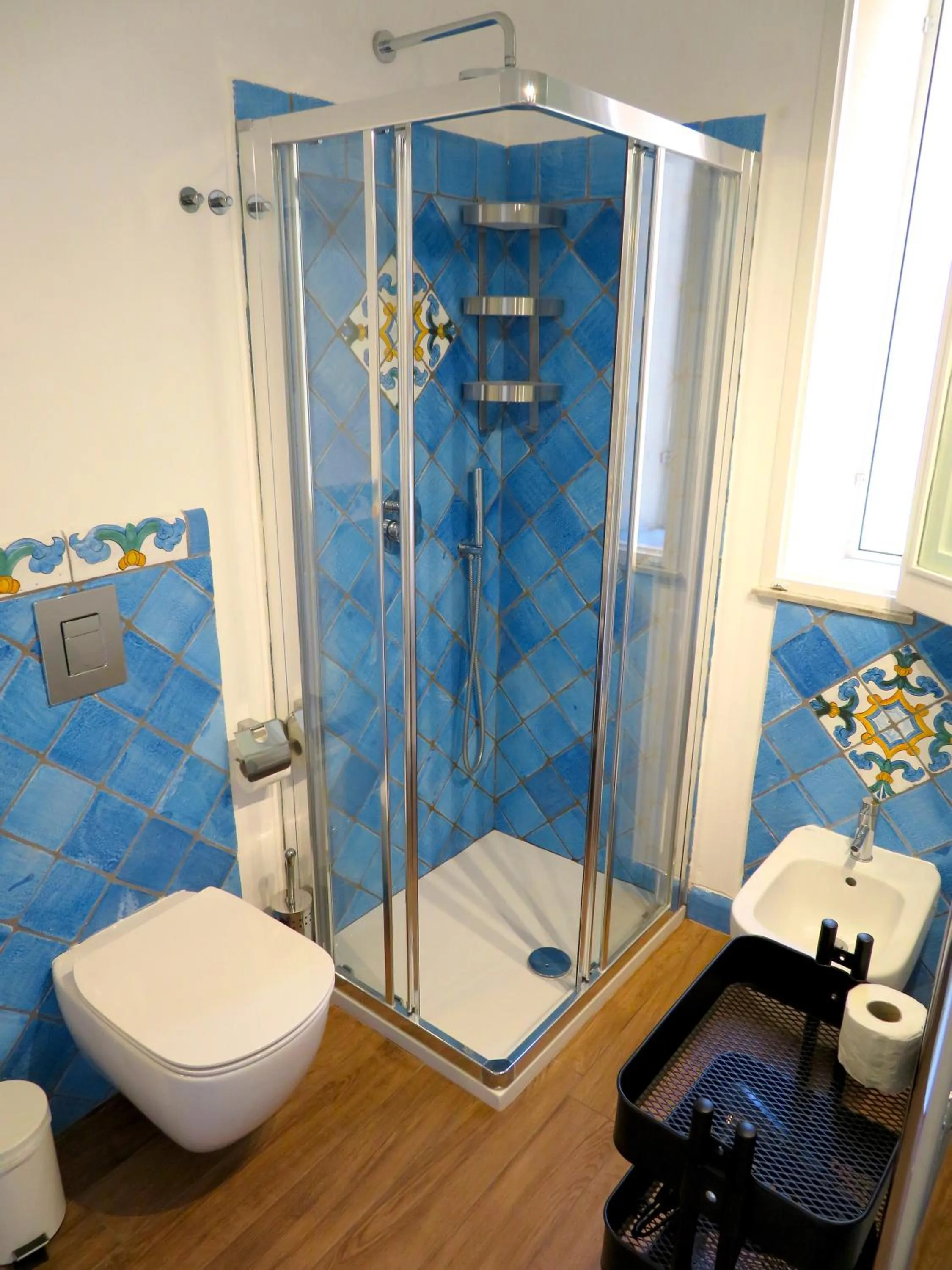 Shower in B&B Cortile Umberto I