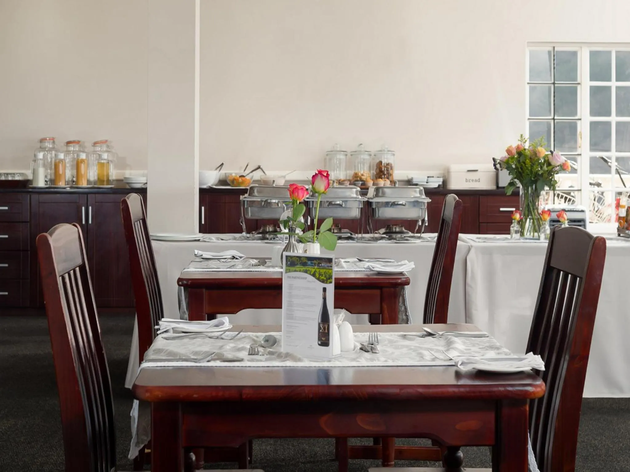 Restaurant/places to eat in Mont d'Or Hotel Clarens
