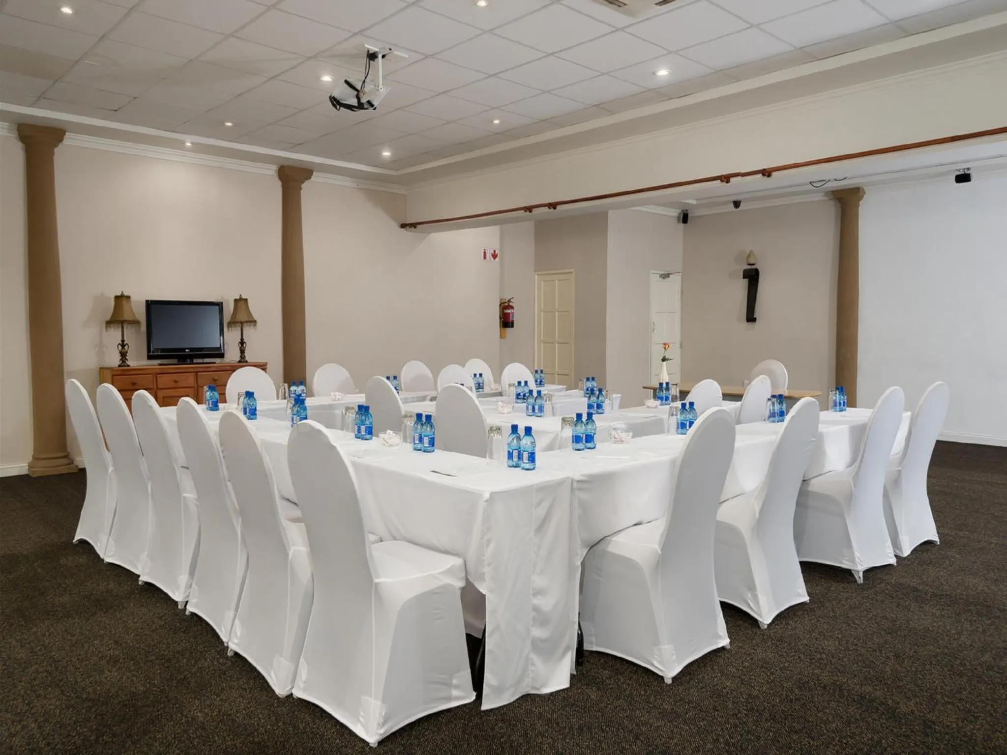 Business facilities in Mont d'Or Hotel Clarens