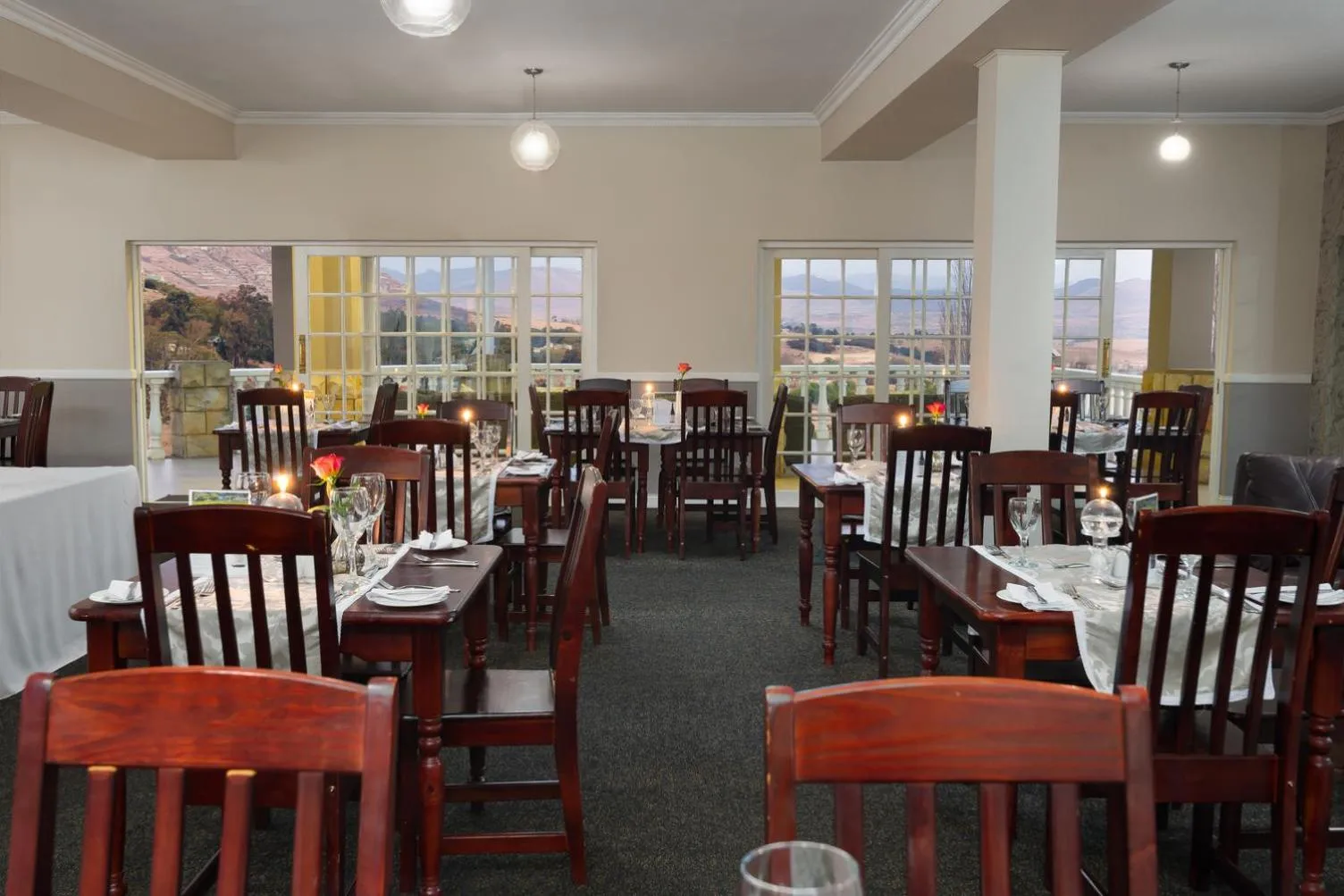 Restaurant/places to eat in Mont d'Or Hotel Clarens