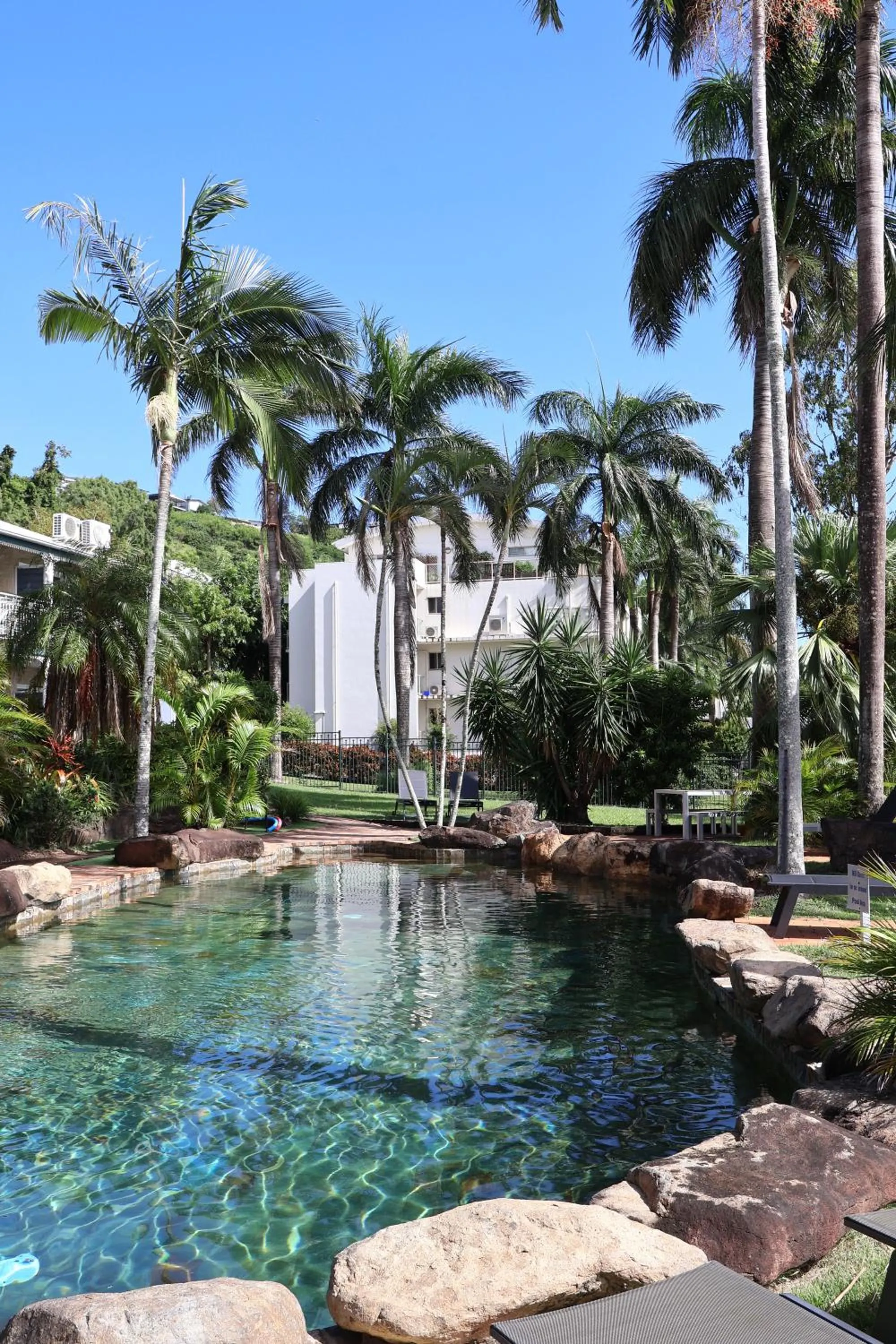 Colonial Palms Motor Inn
