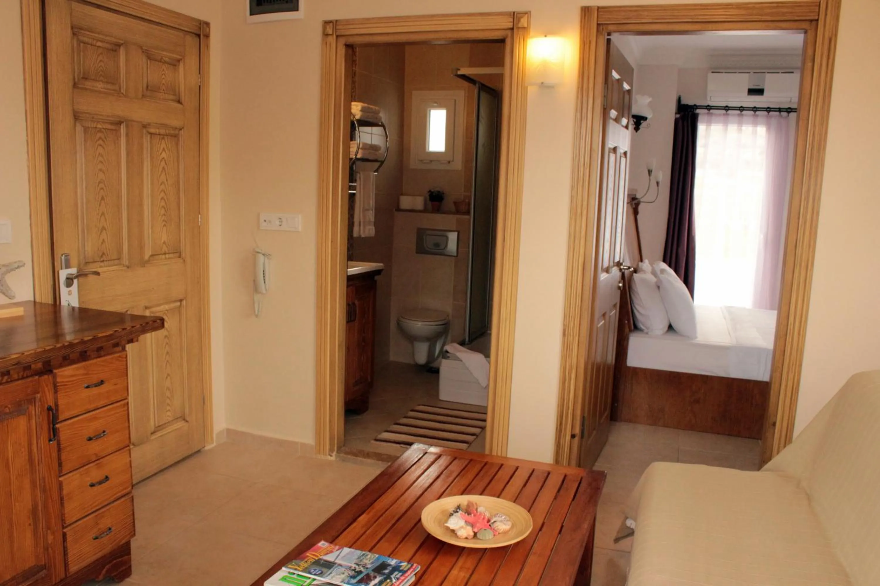 Photo of the whole room, Bed in Cundavilla Hotel & Suites