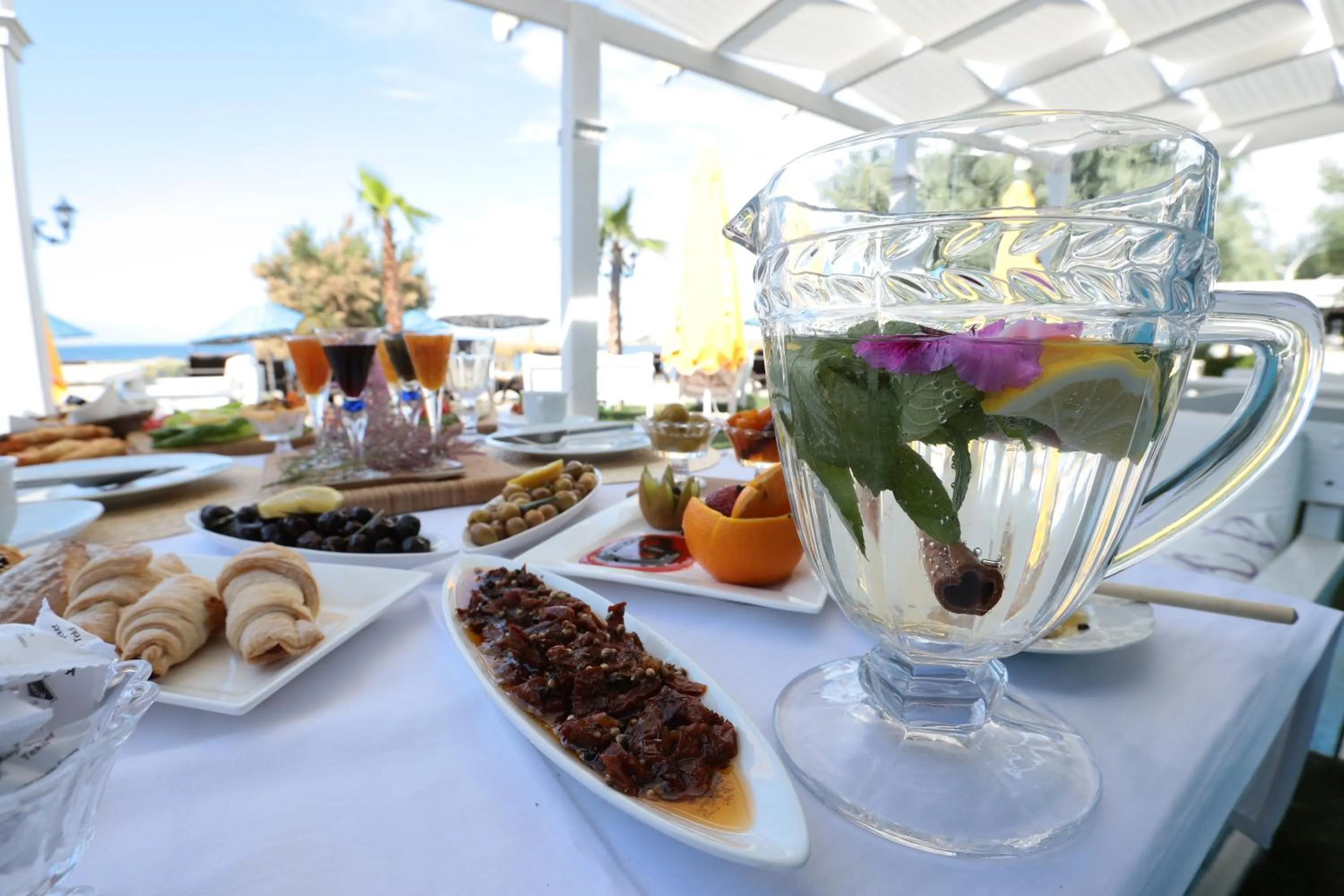 Food and drinks in Cundavilla Hotel & Suites