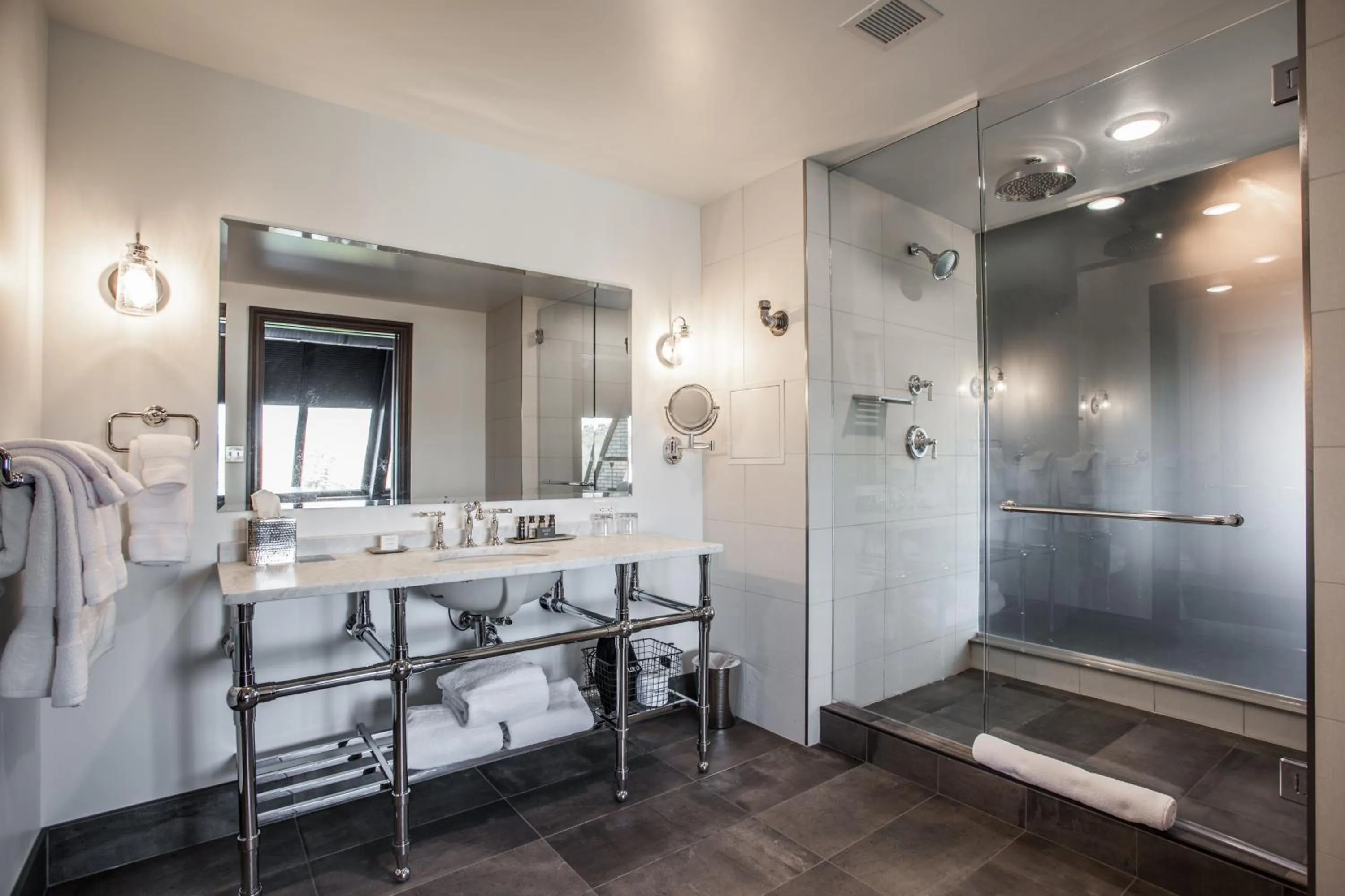 Ironworks Hotel Indy