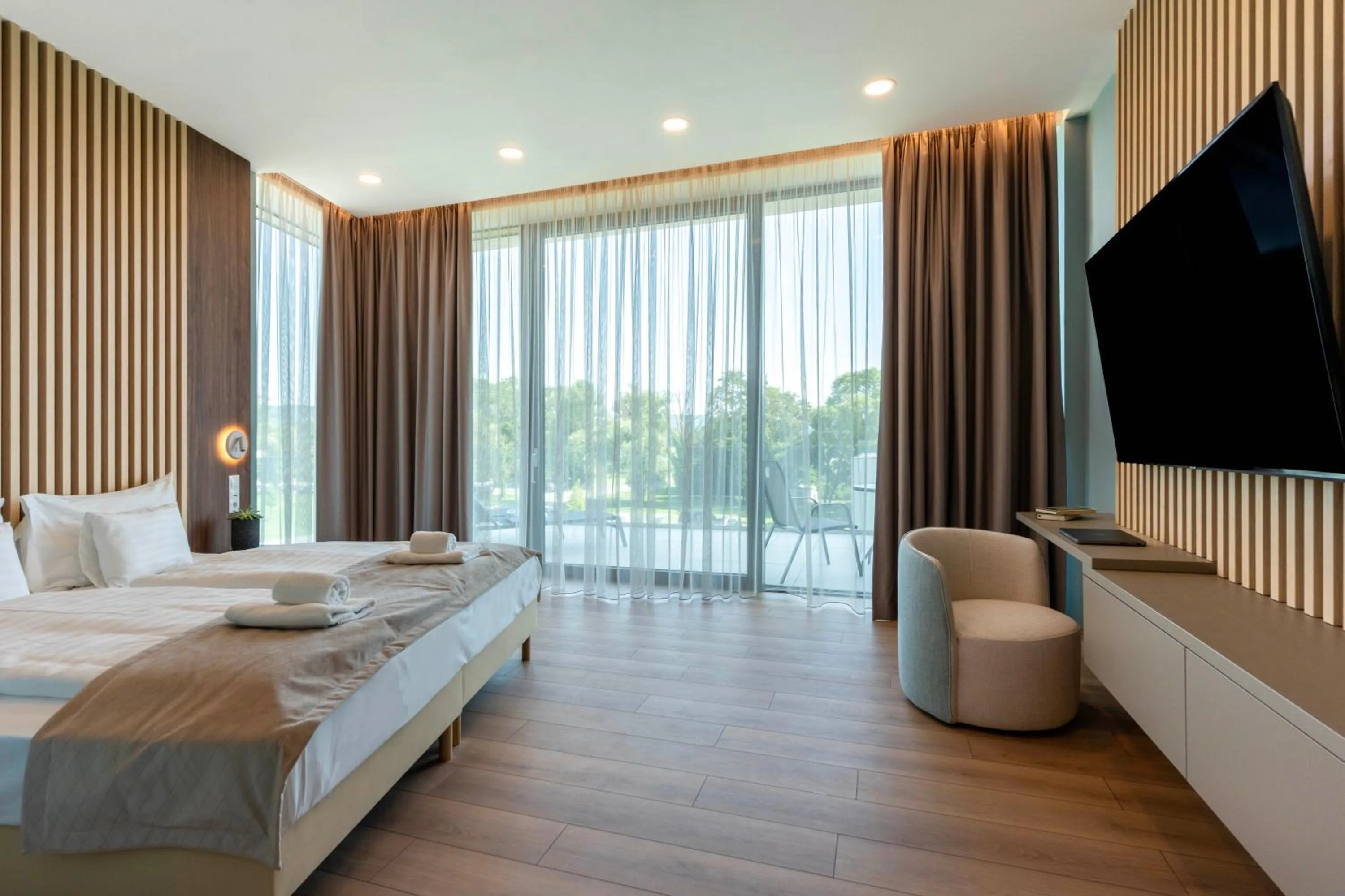 TV and multimedia, Bed in Zala Springs Golf Resort