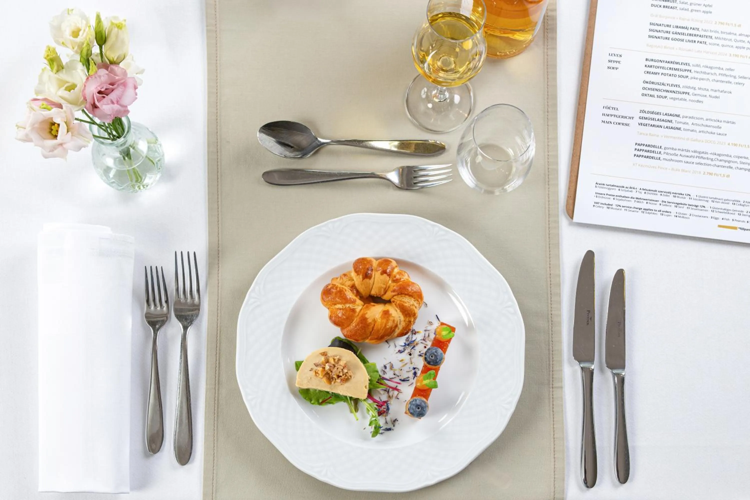 Restaurant/places to eat in Zala Springs Health & Golf Resort